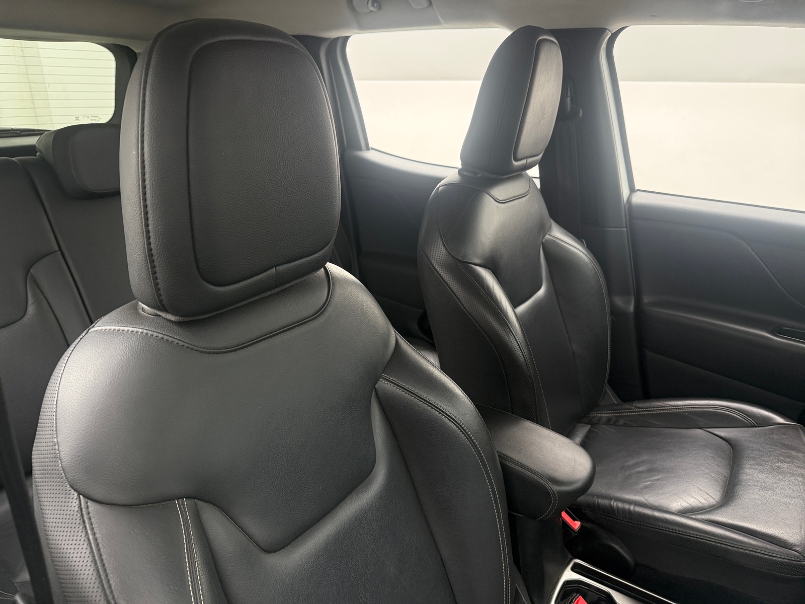 Thumbnail: 2020 Jeep Renegade - 2