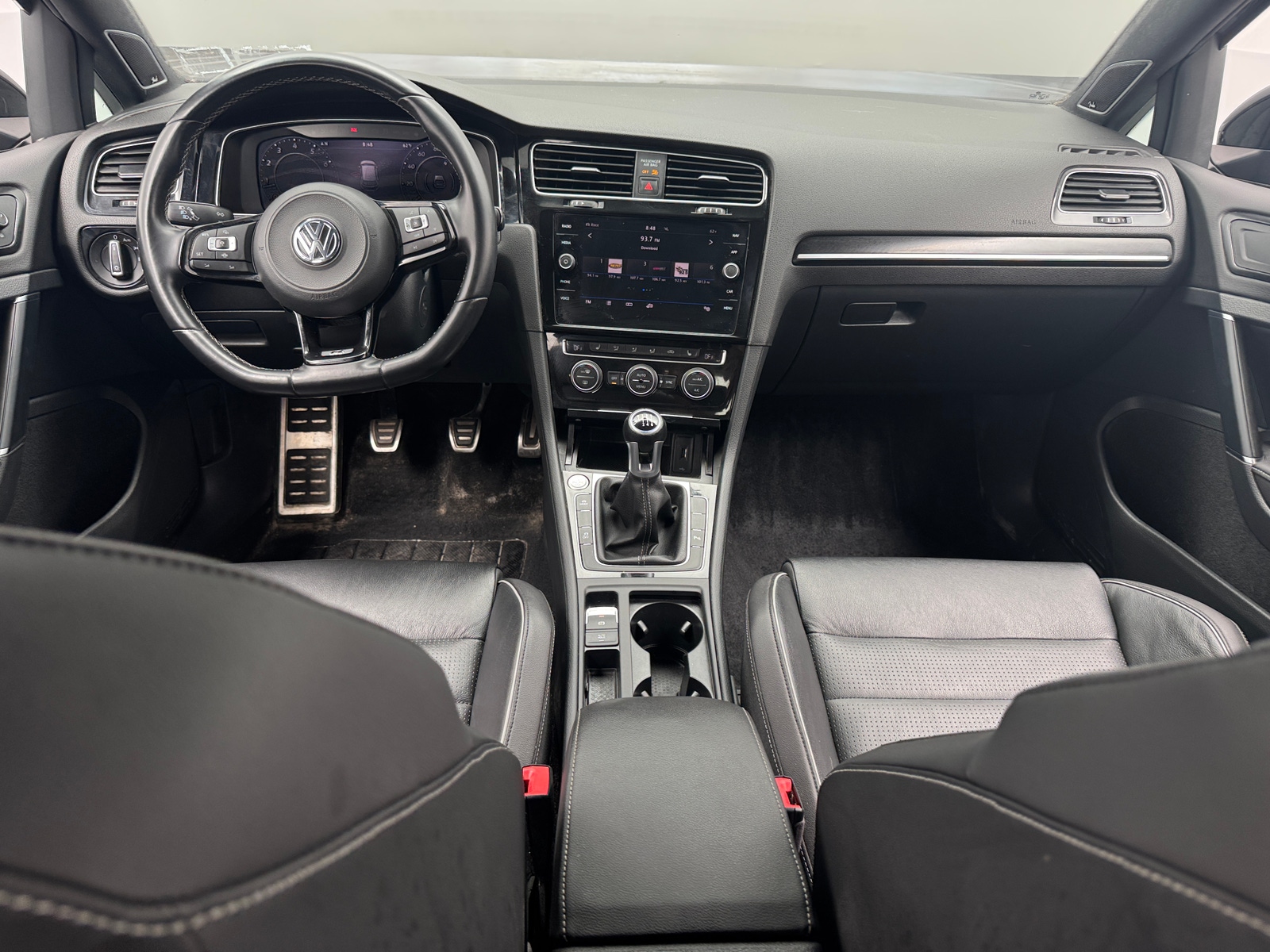 Thumbnail: 2019 Volkswagen Golf - 2