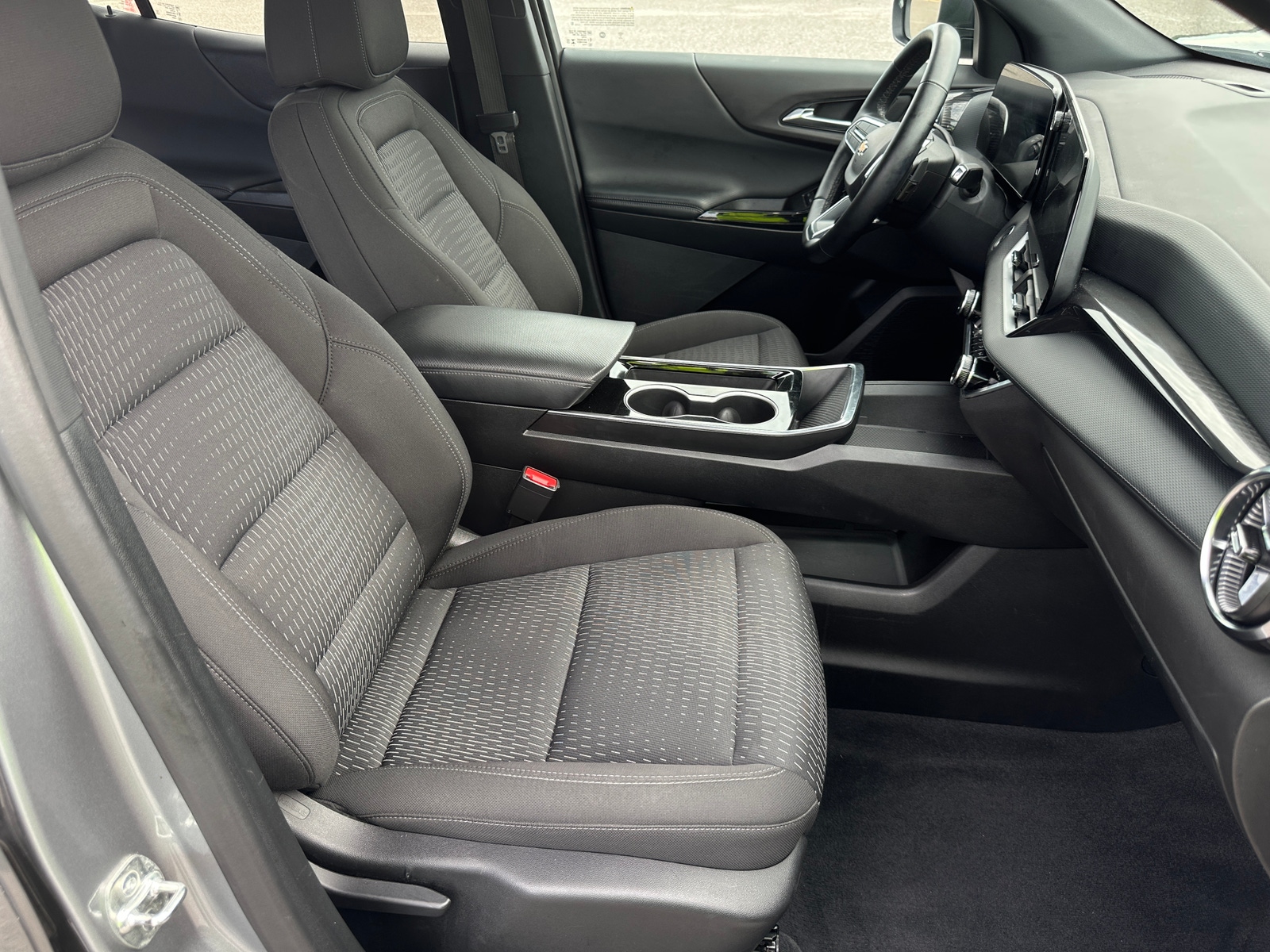 Thumbnail: 2025 Chevrolet Equinox - 2