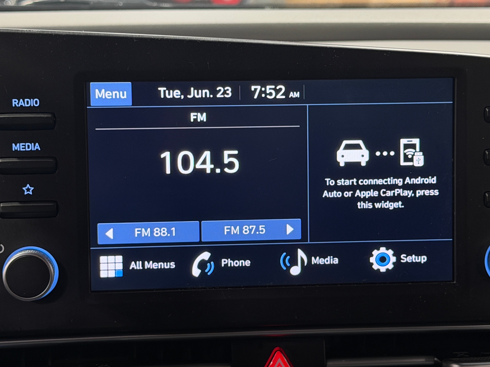 Thumbnail: 2025 Hyundai Elantra - 4