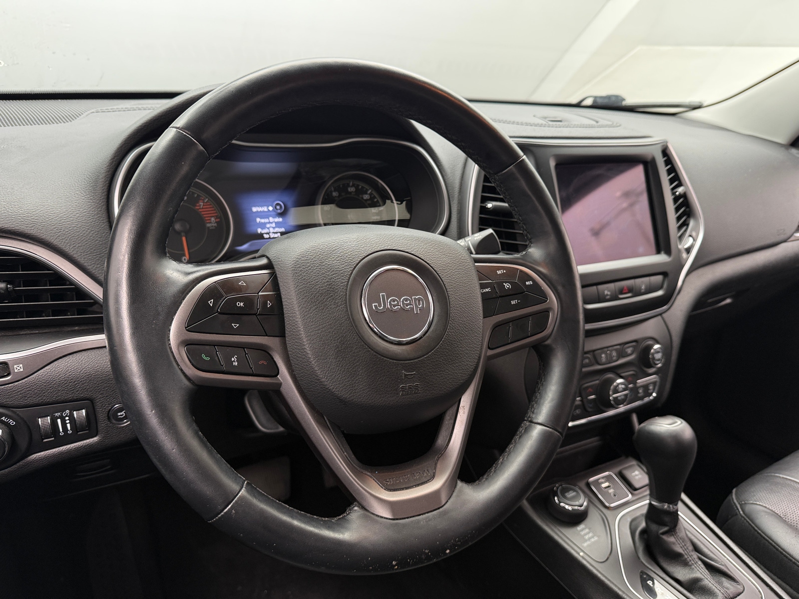 Thumbnail: 2021 Jeep Cherokee - 4