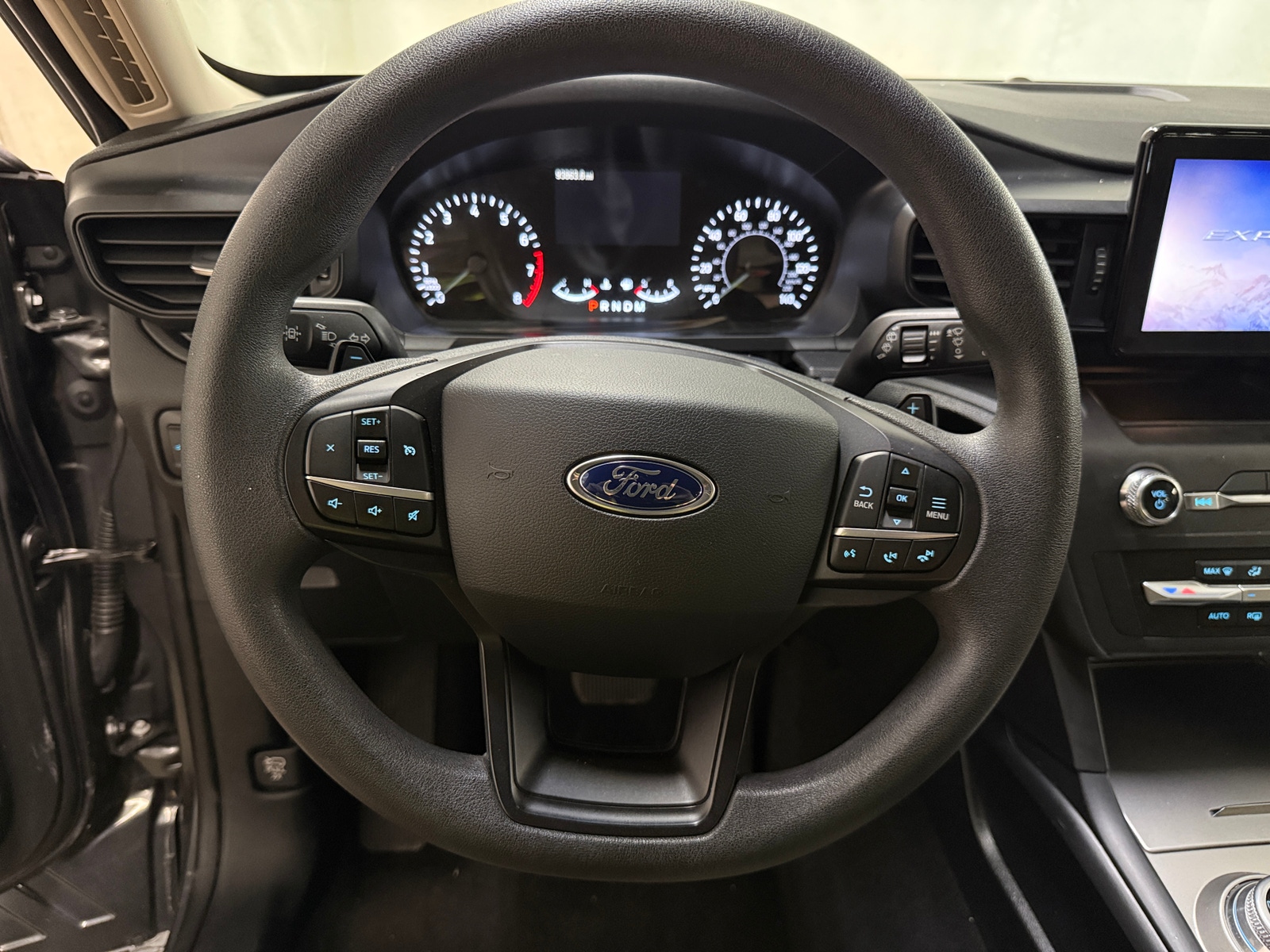 Thumbnail: 2020 Ford Explorer - 5