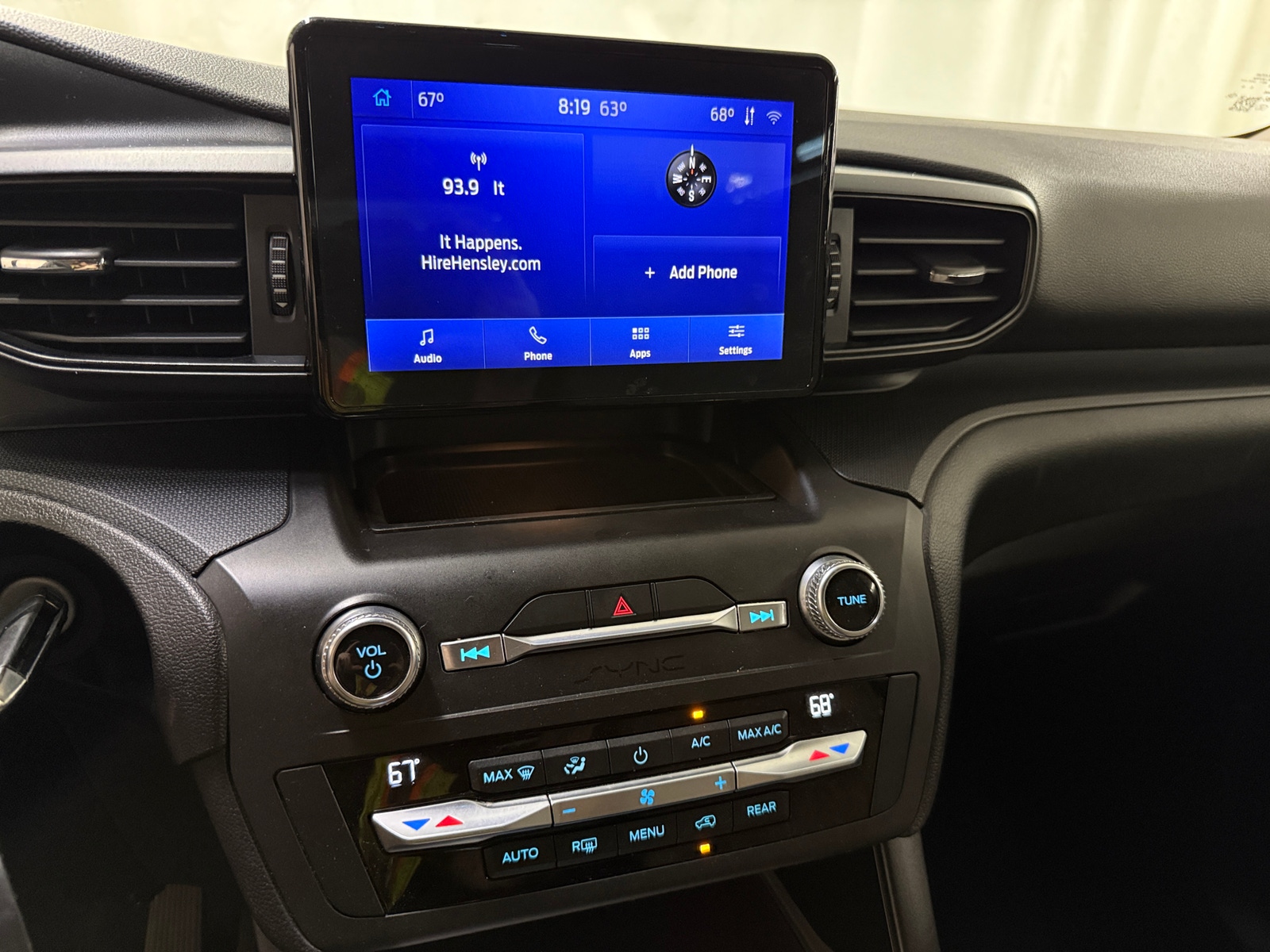 Thumbnail: 2020 Ford Explorer - 4