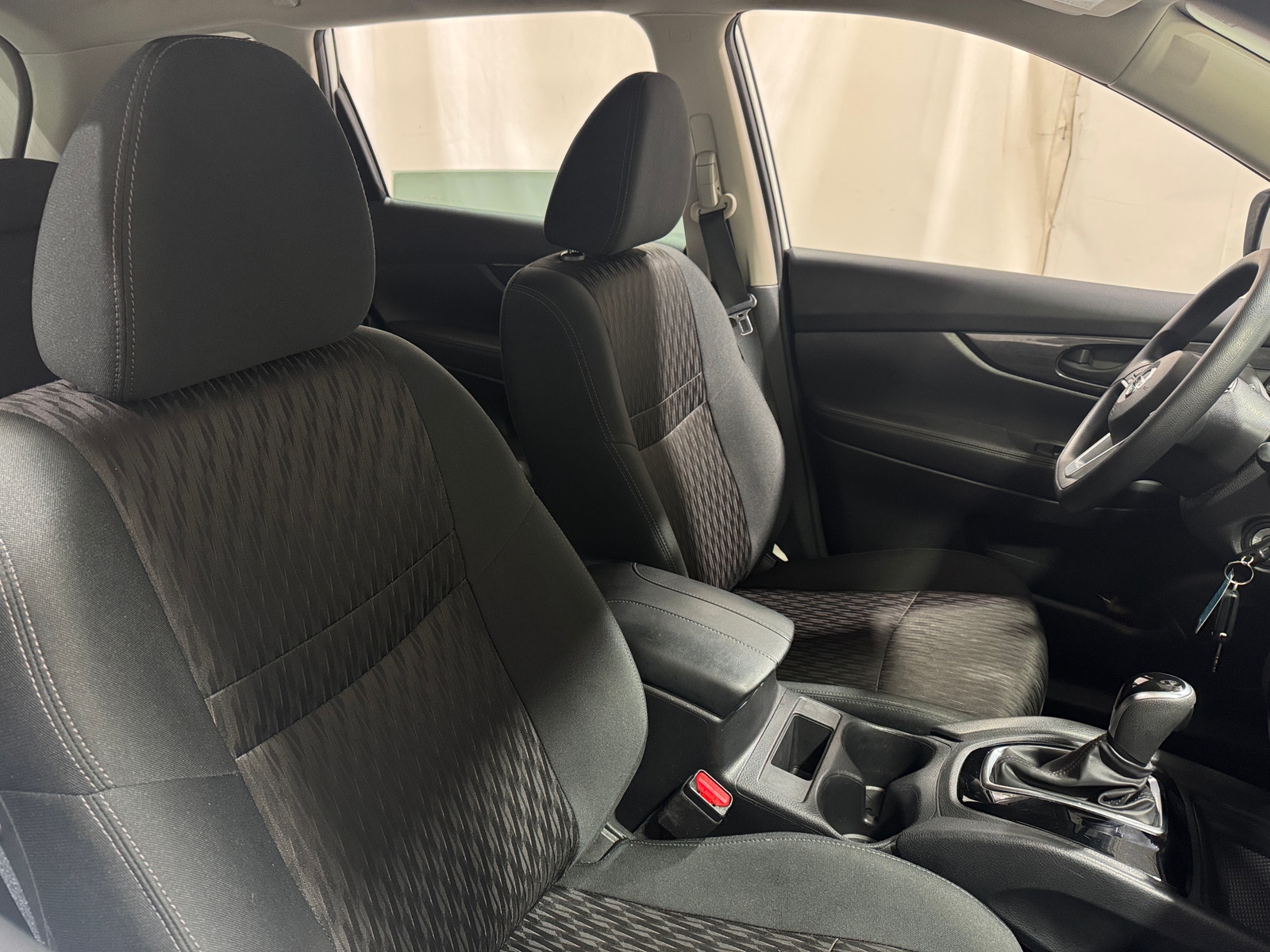 Thumbnail: 2020 Nissan Rogue - 2