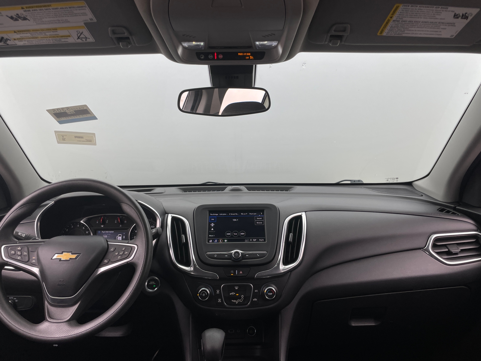 Thumbnail: 2022 Chevrolet Equinox - 3