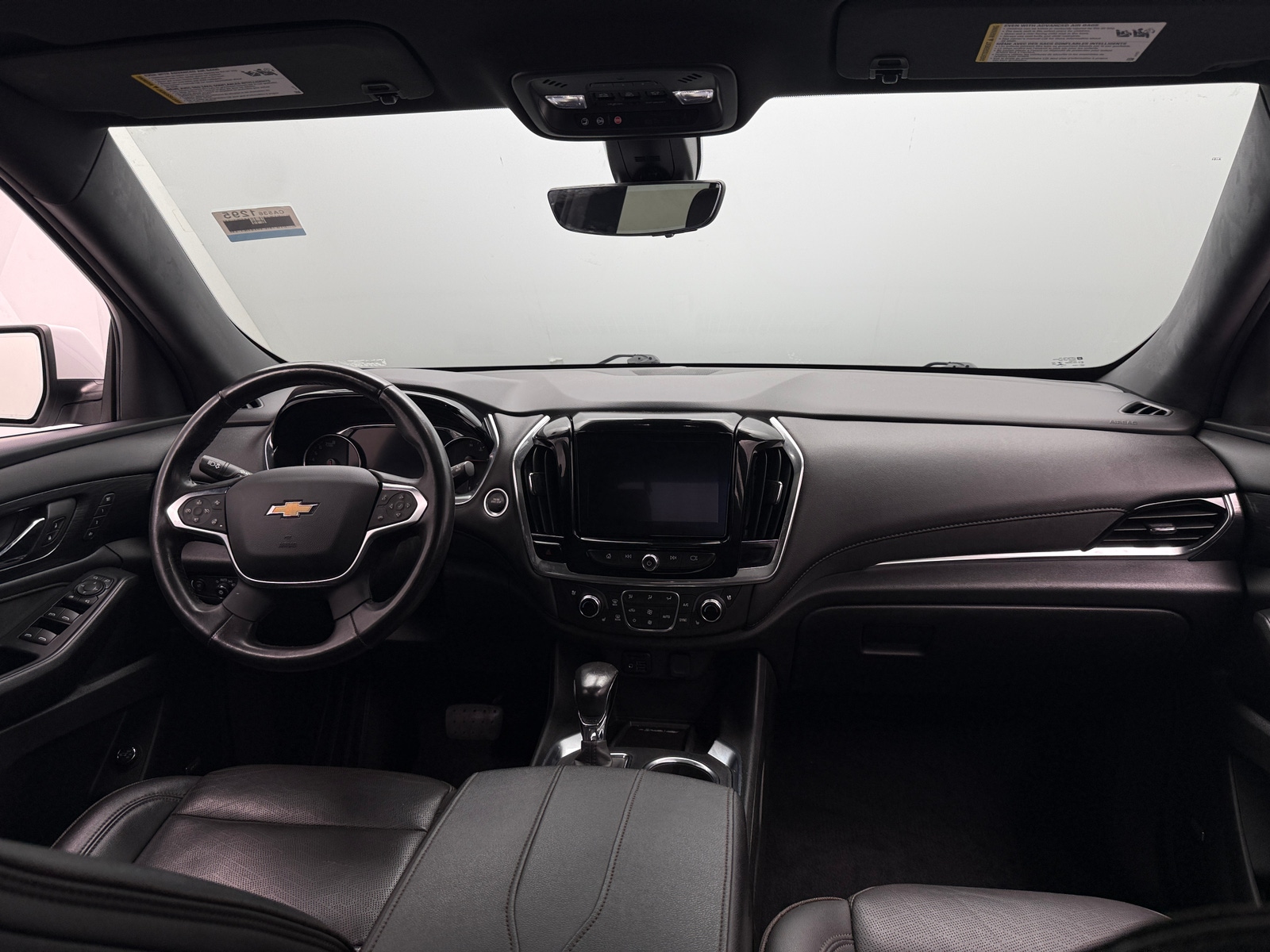 Thumbnail: 2022 Chevrolet Traverse - 2