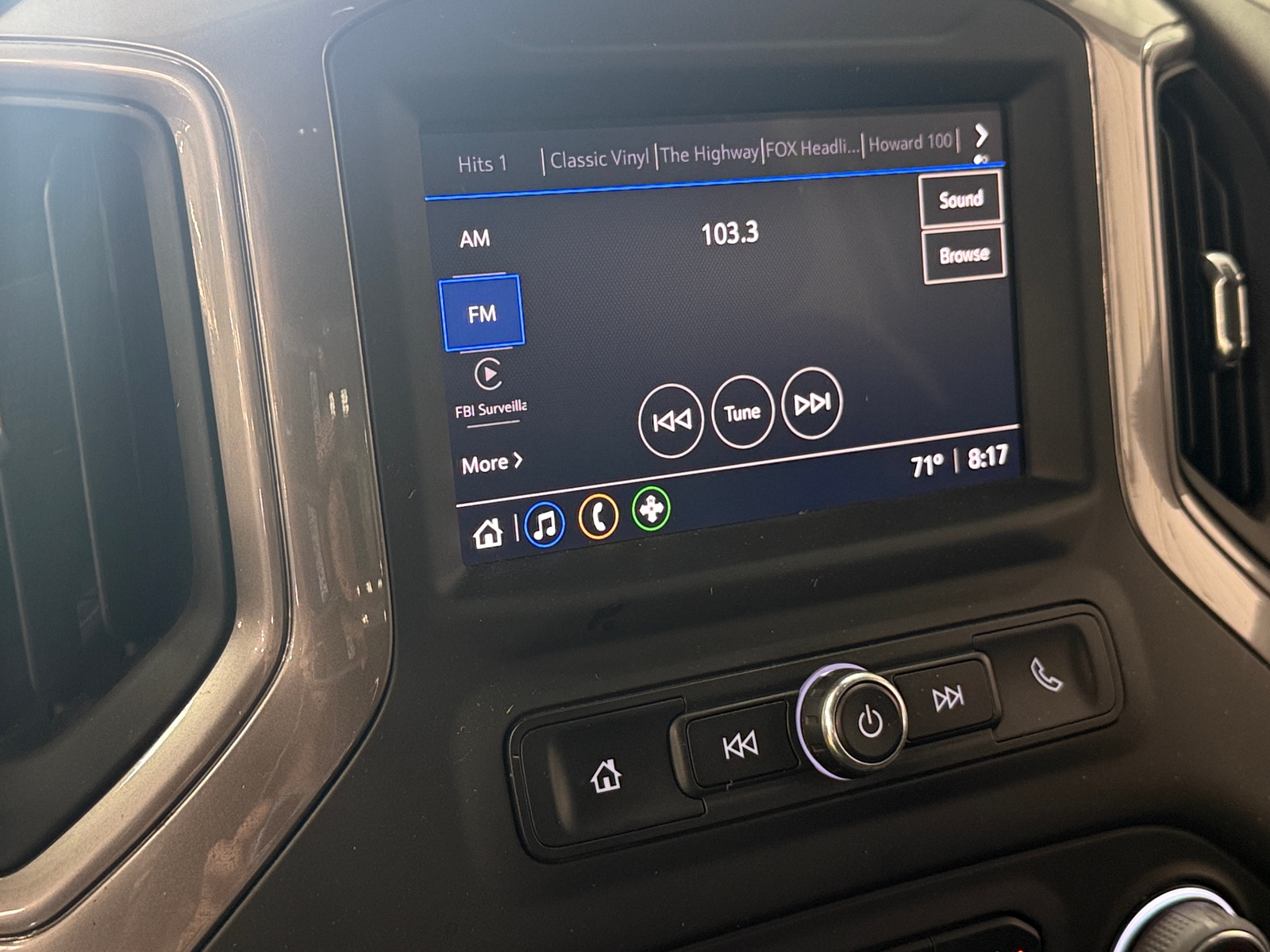 Thumbnail: 2022 Chevrolet Silverado 1500 - 4