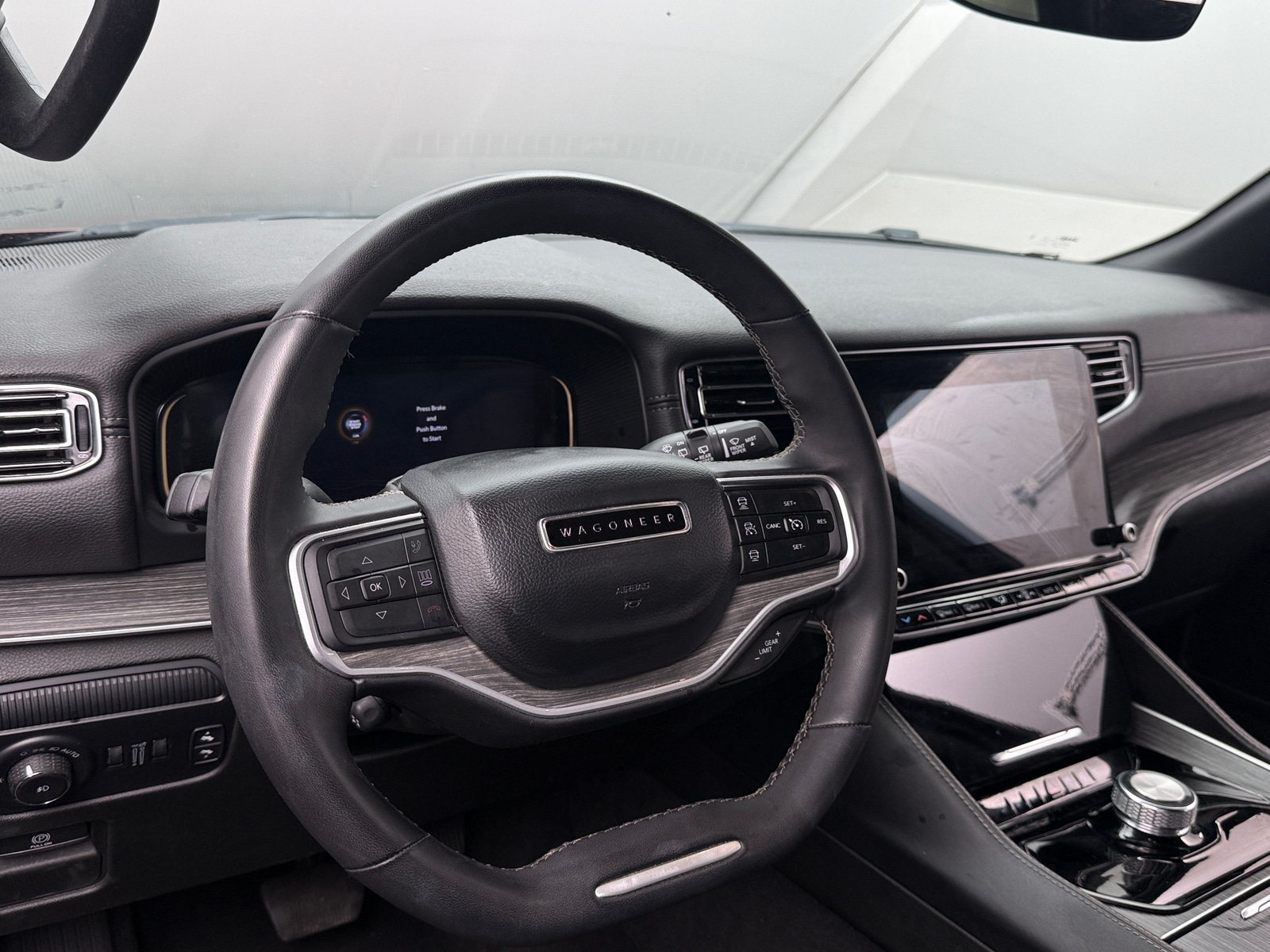 Thumbnail: 2024 Jeep Wagoneer - 4