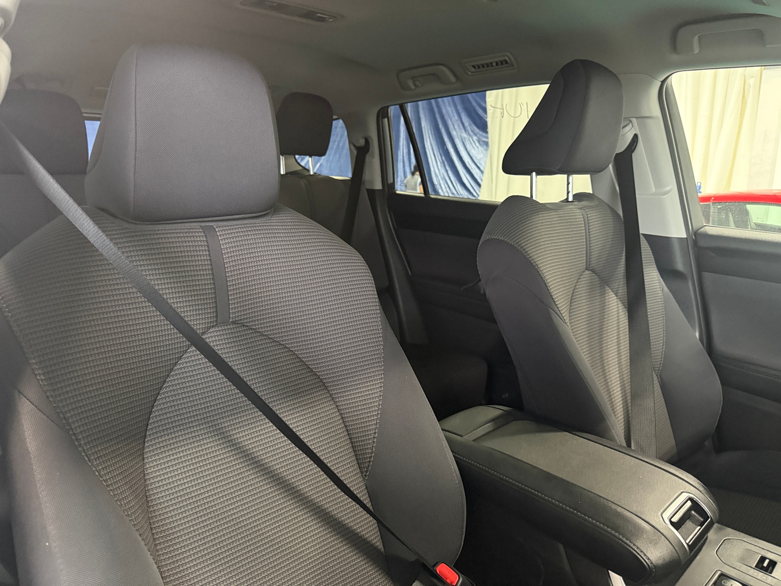 Thumbnail: 2025 Toyota Highlander - 2