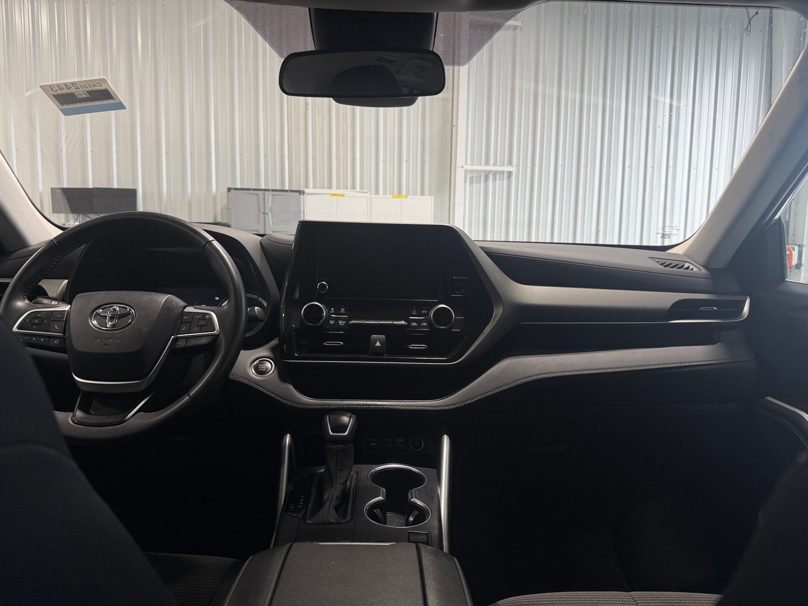 Thumbnail: 2025 Toyota Highlander - 3