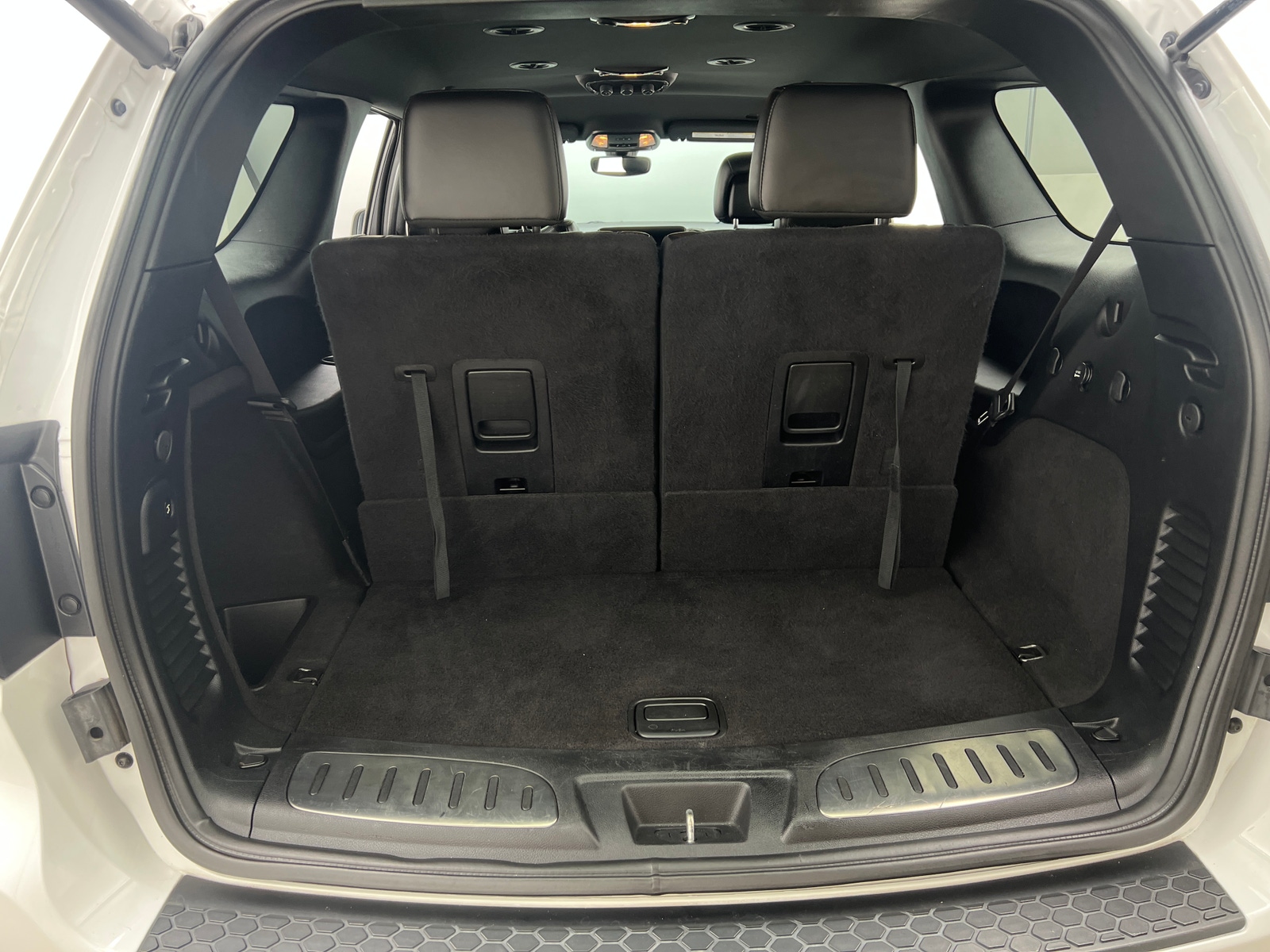 Thumbnail: 2019 Dodge Durango - 6