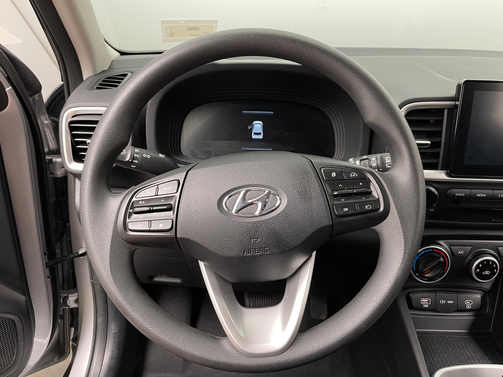 Thumbnail: 2025 Hyundai Venue - 5