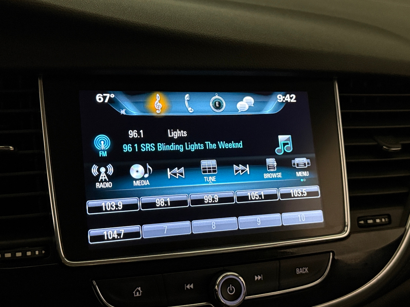 Thumbnail: 2019 Buick Encore - 3