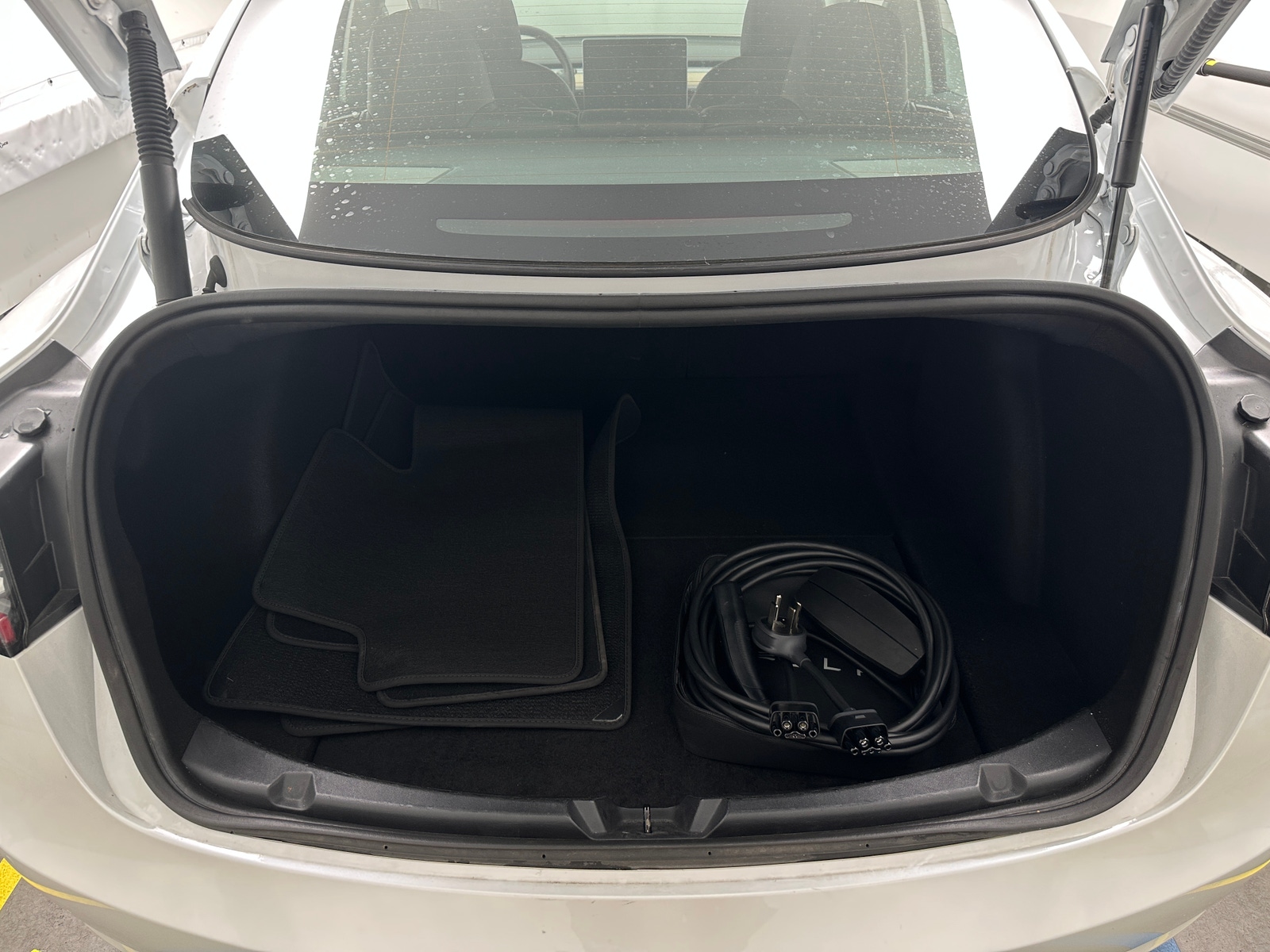 Thumbnail: 2022 Tesla Model 3 - 6