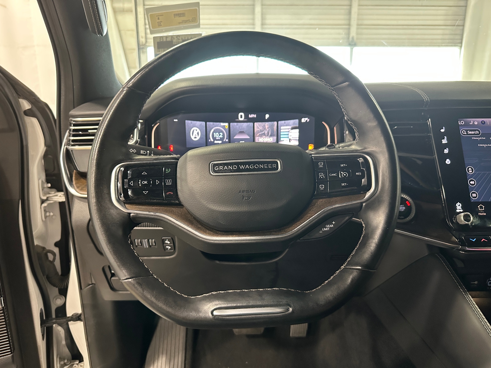 Thumbnail: 2022 Jeep Grand Wagoneer - 4