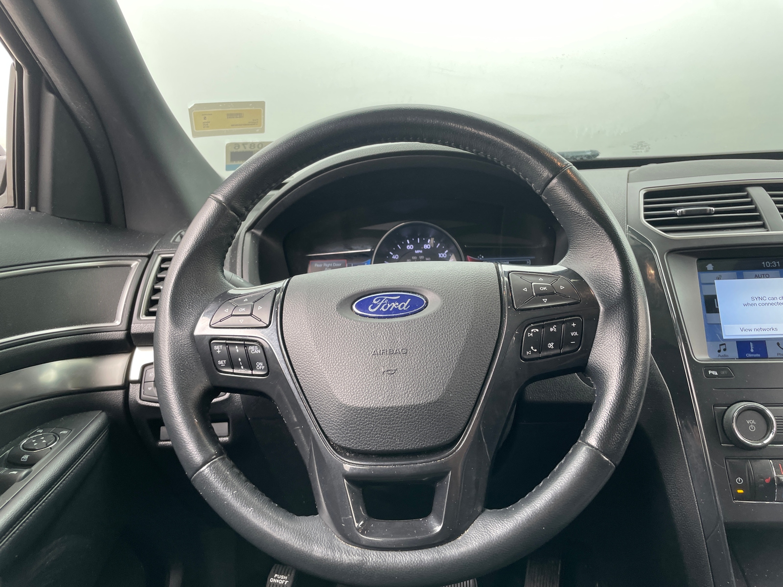 Thumbnail: 2019 Ford Explorer - 5