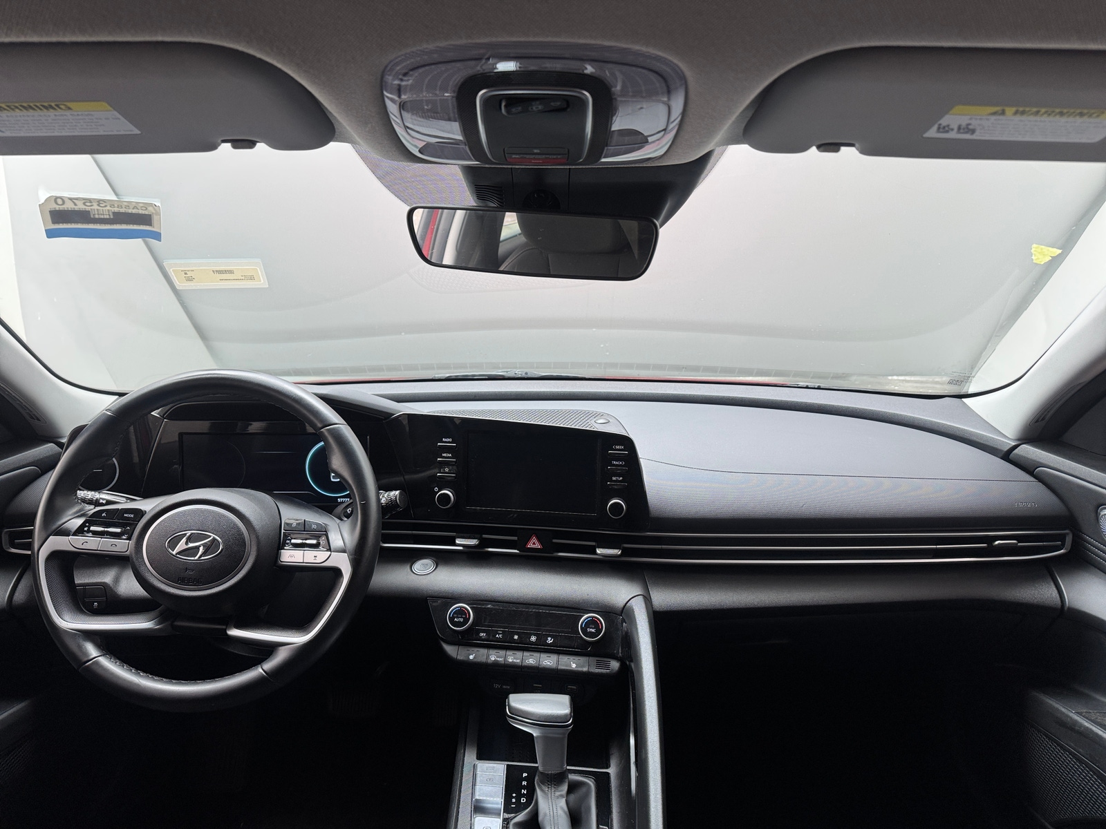 Thumbnail: 2022 Hyundai Elantra - 3