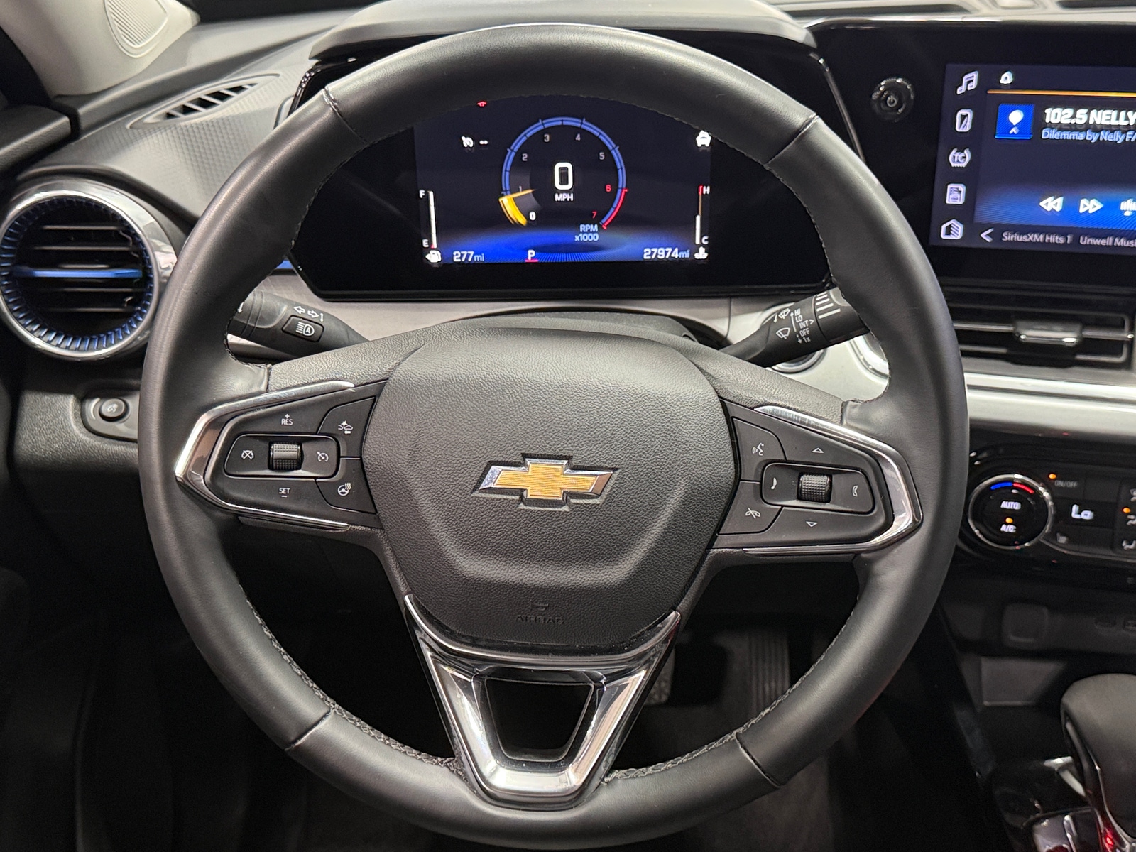 Thumbnail: 2025 Chevrolet Trax - 5