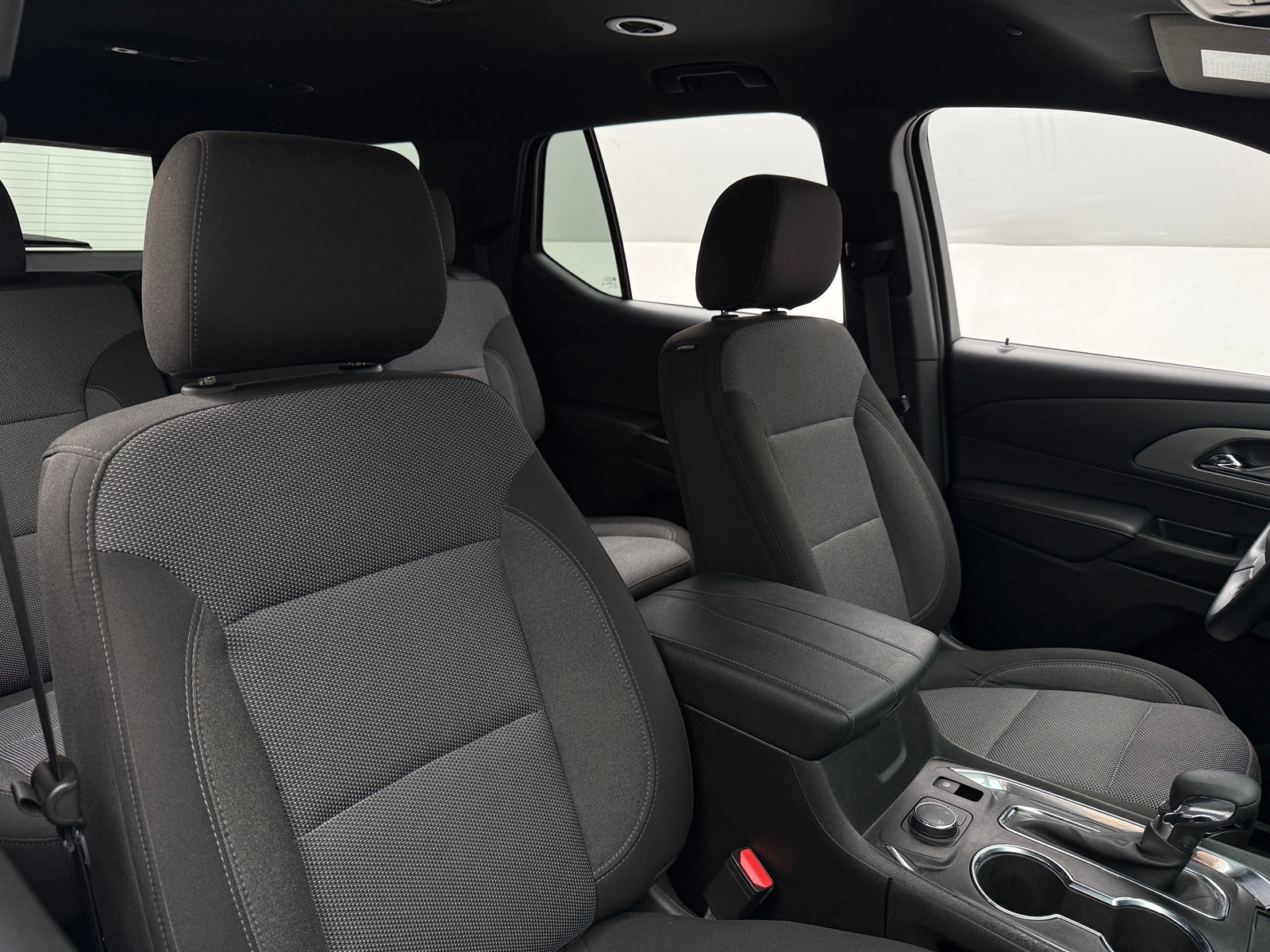 Thumbnail: 2023 Chevrolet Traverse - 2