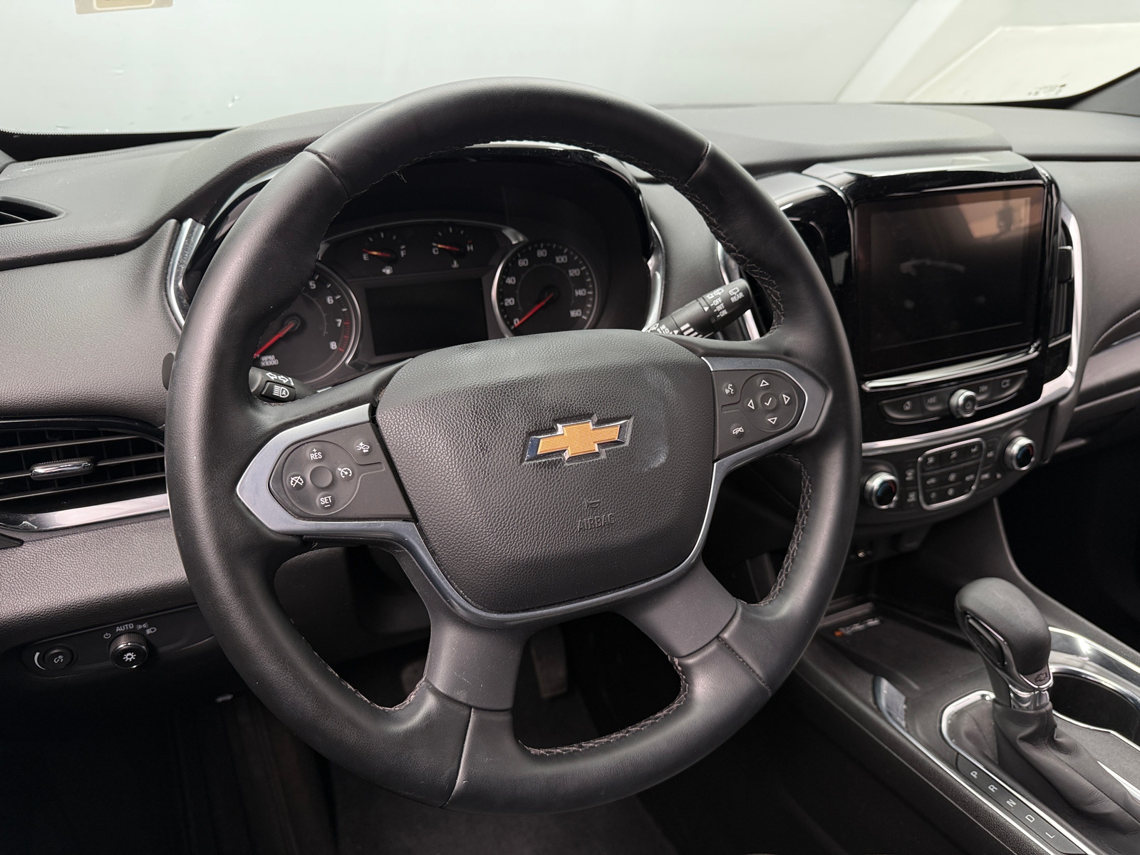 Thumbnail: 2023 Chevrolet Traverse - 5