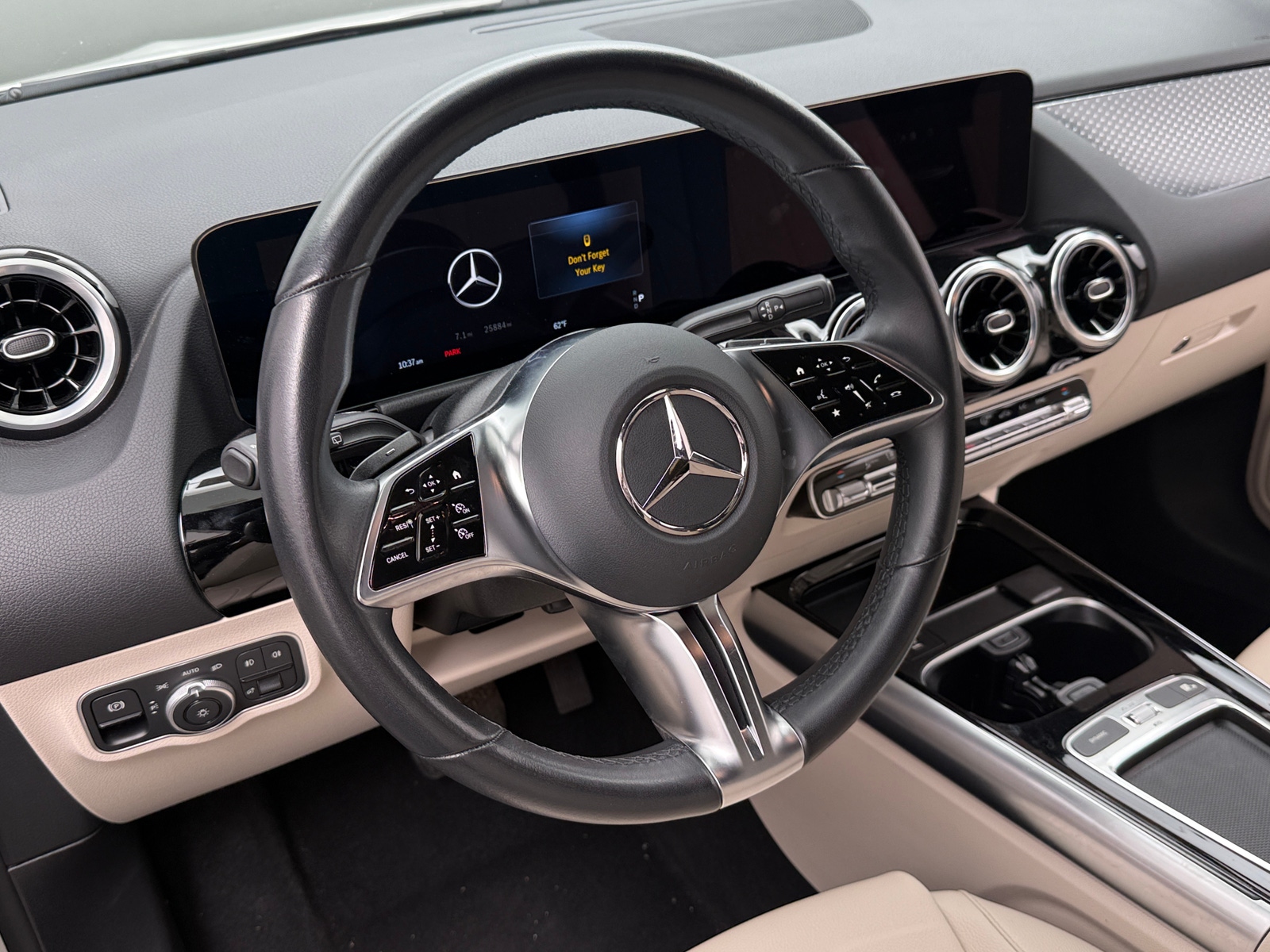 Thumbnail: 2025 Mercedes-Benz GLA - 4