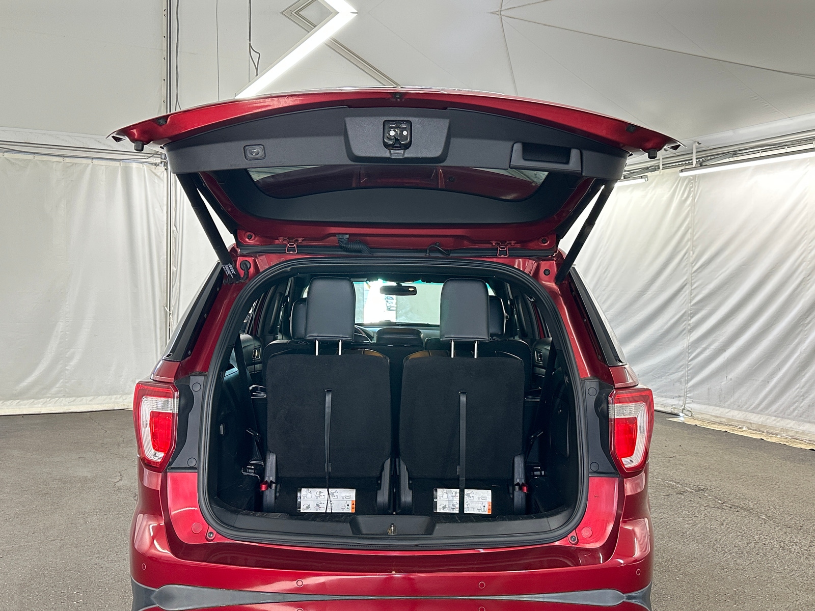 Thumbnail: 2016 Ford Explorer - 7