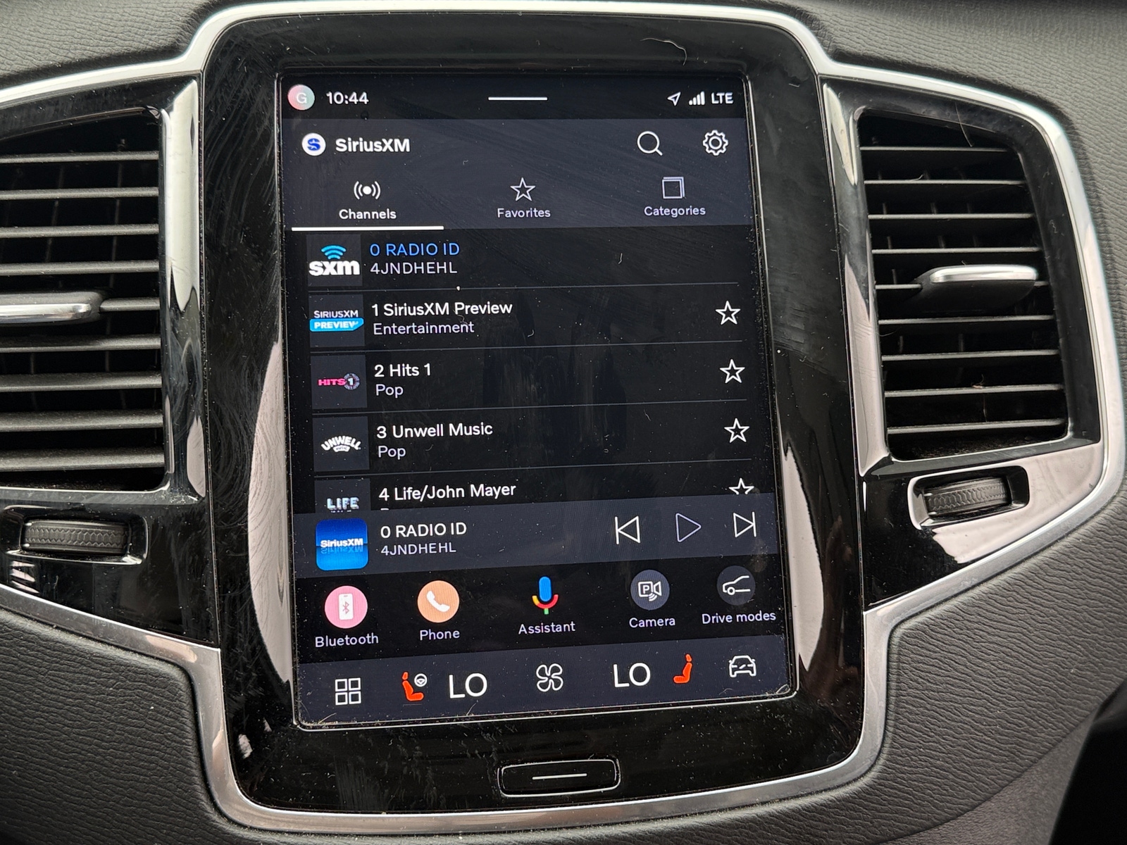 Thumbnail: 2023 Volvo XC90 - 3