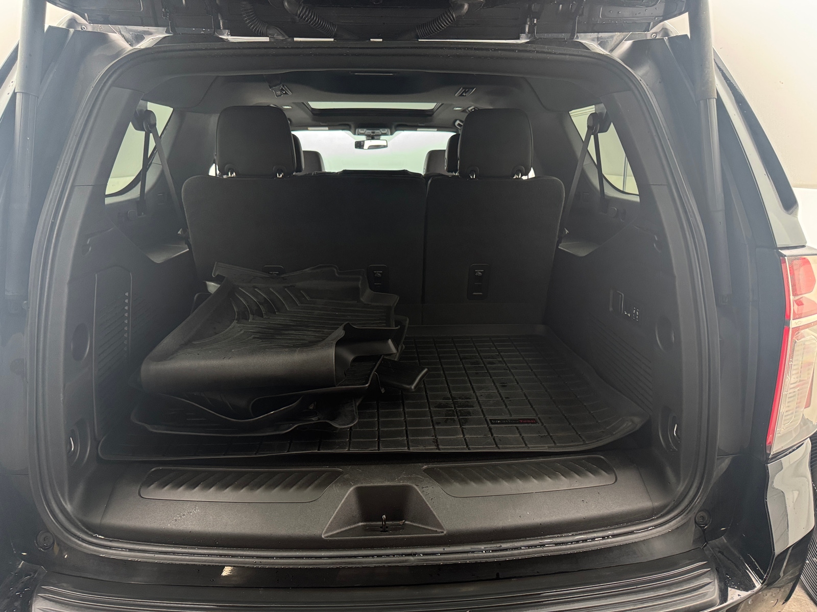 Thumbnail: 2022 Chevrolet Suburban - 6