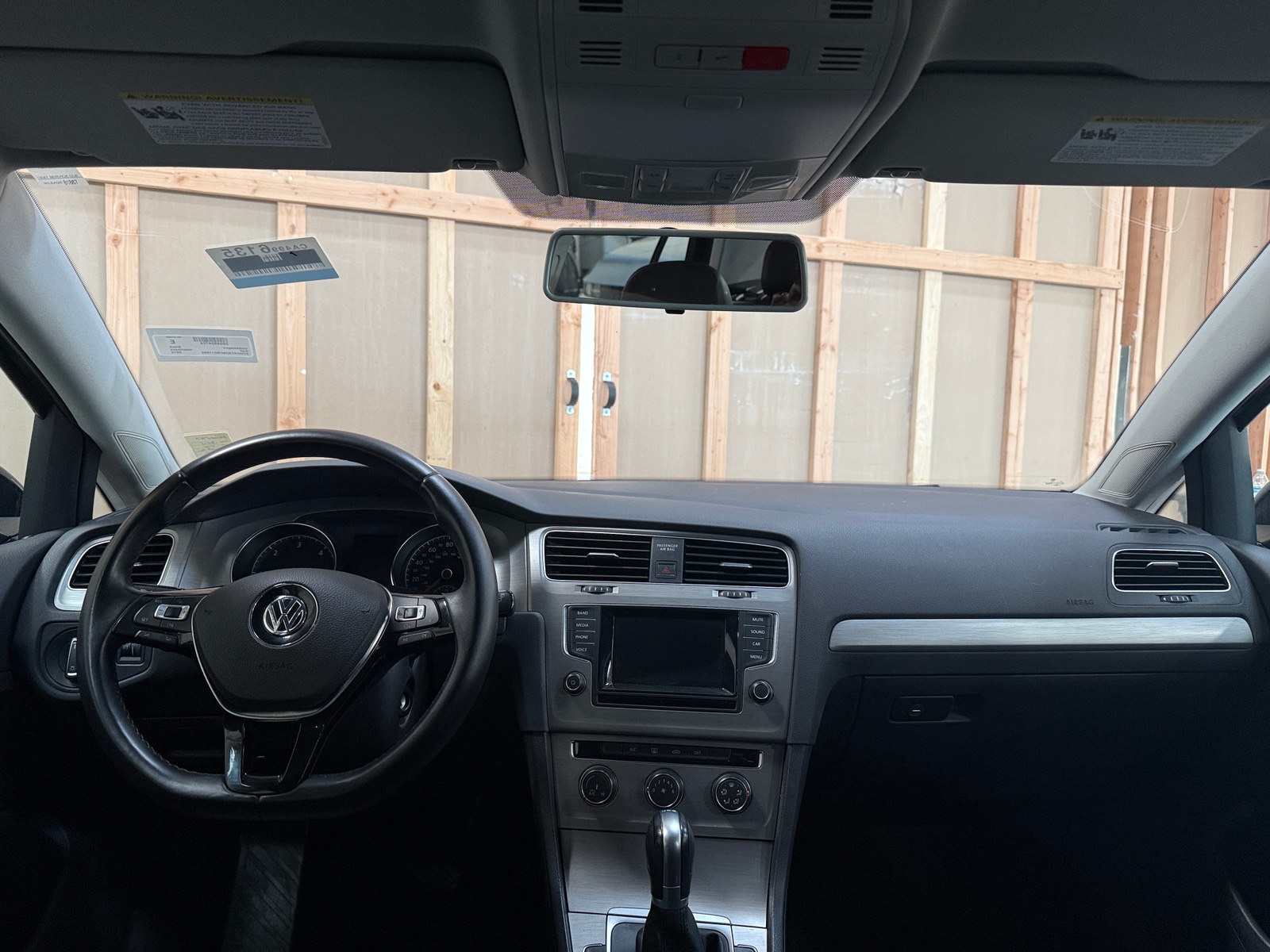 Thumbnail: 2015 Volkswagen Golf - 2