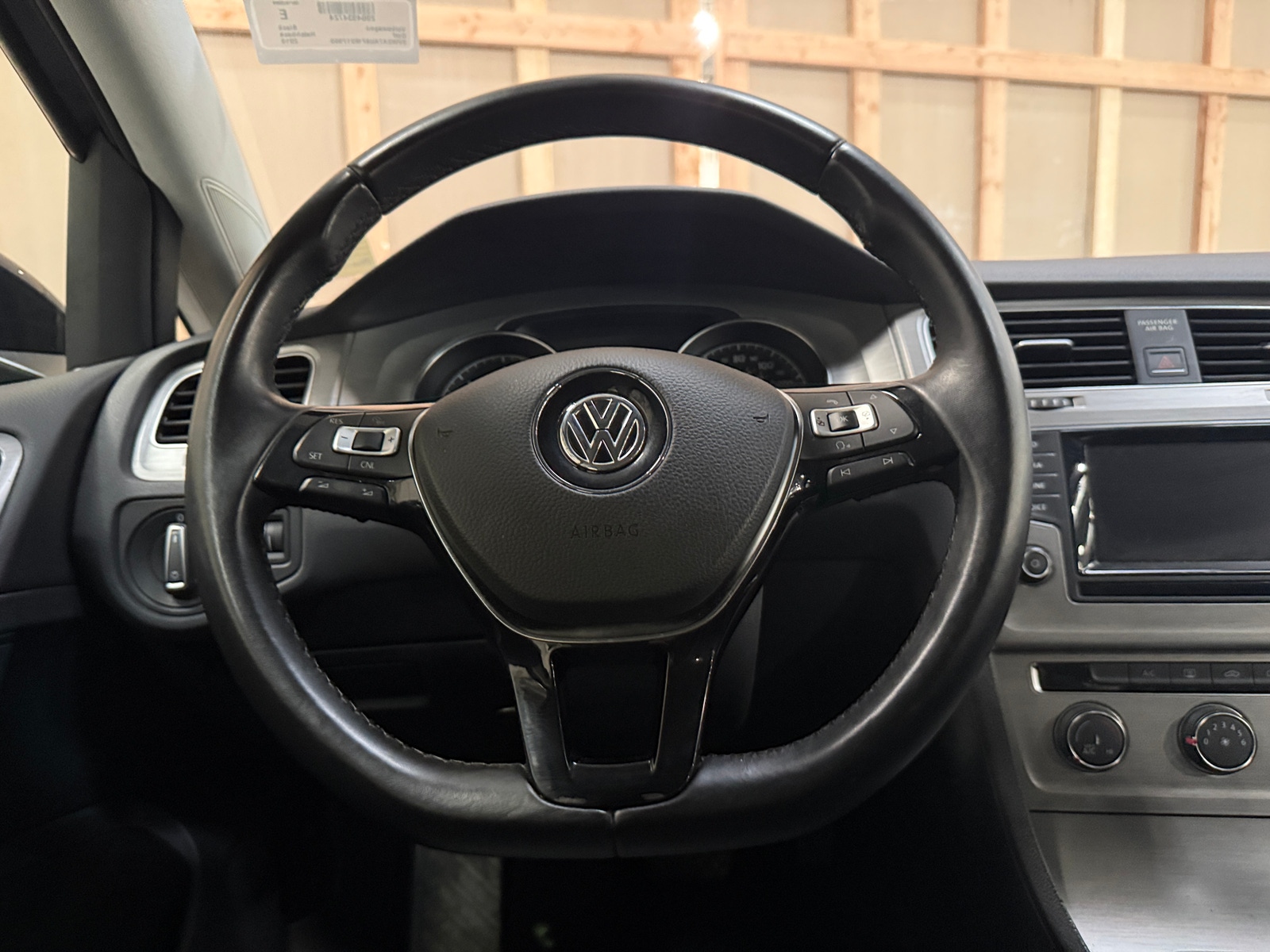 Thumbnail: 2015 Volkswagen Golf - 4