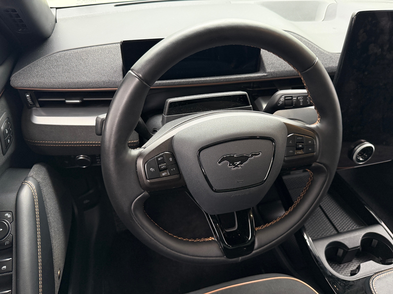 Thumbnail: 2022 Ford Mustang Mach-E - 4
