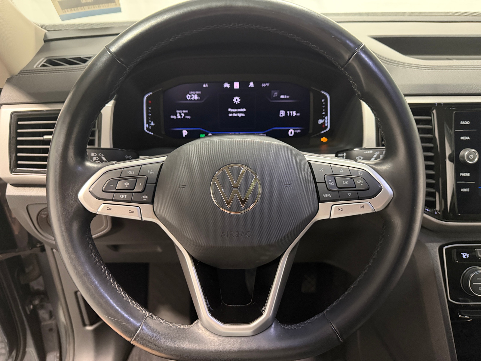 Thumbnail: 2021 Volkswagen Atlas - 4