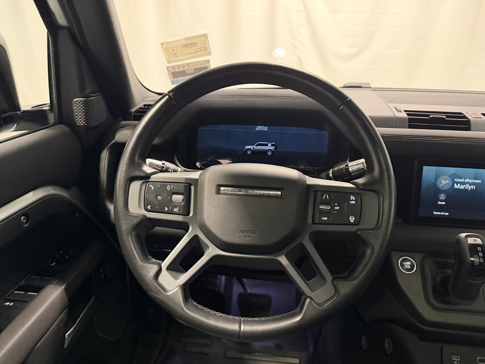 Thumbnail: 2021 Land Rover Defender - 4