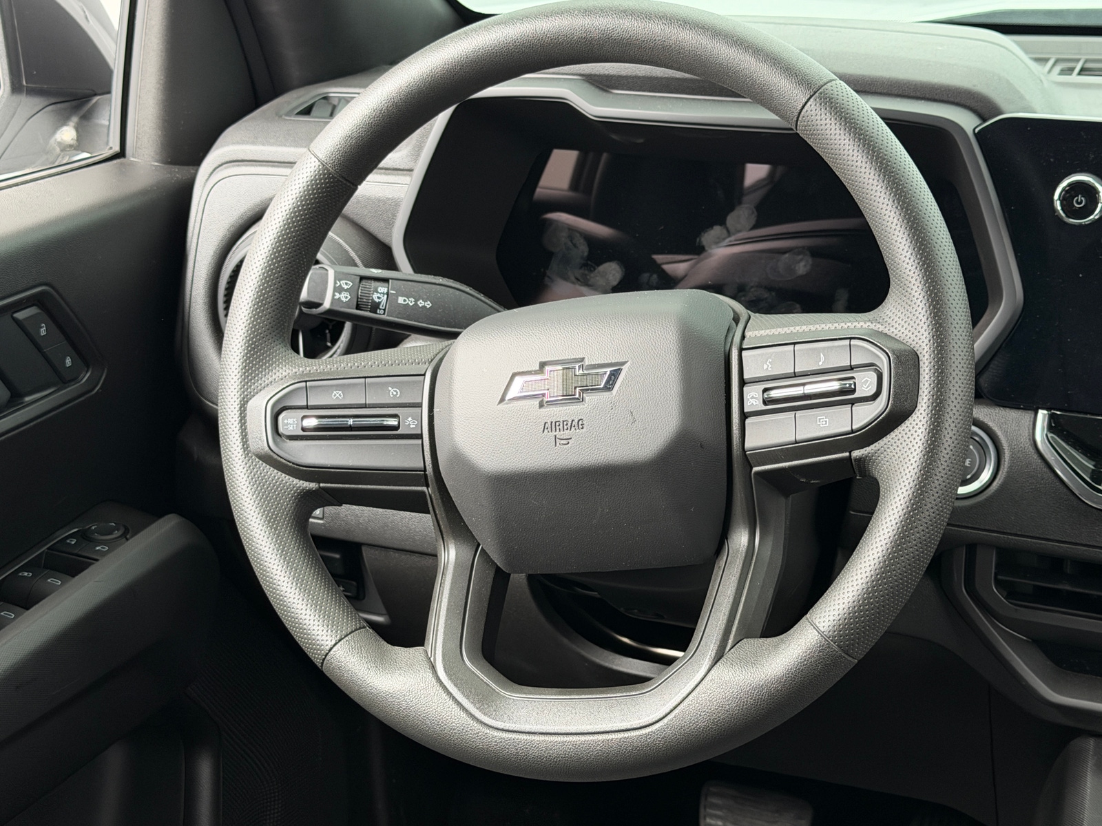 Thumbnail: 2025 Chevrolet Colorado - 5