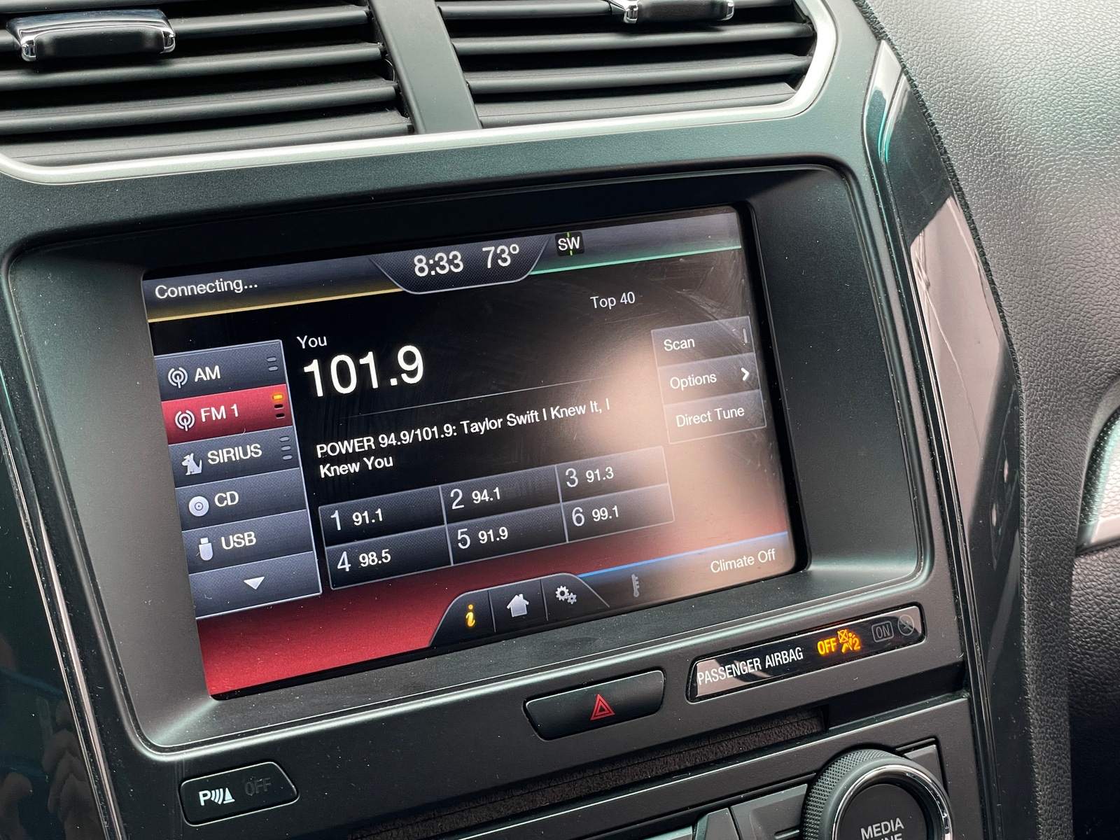 Thumbnail: 2016 Ford Explorer - 3