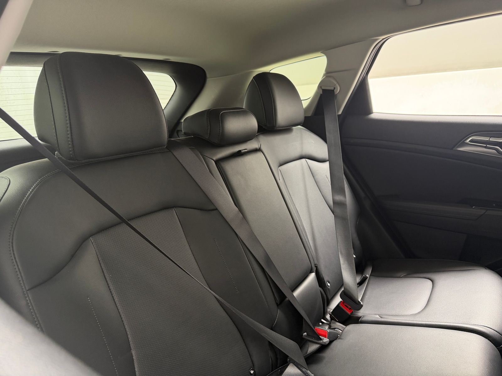 Thumbnail: 2025 Kia Sportage - 5