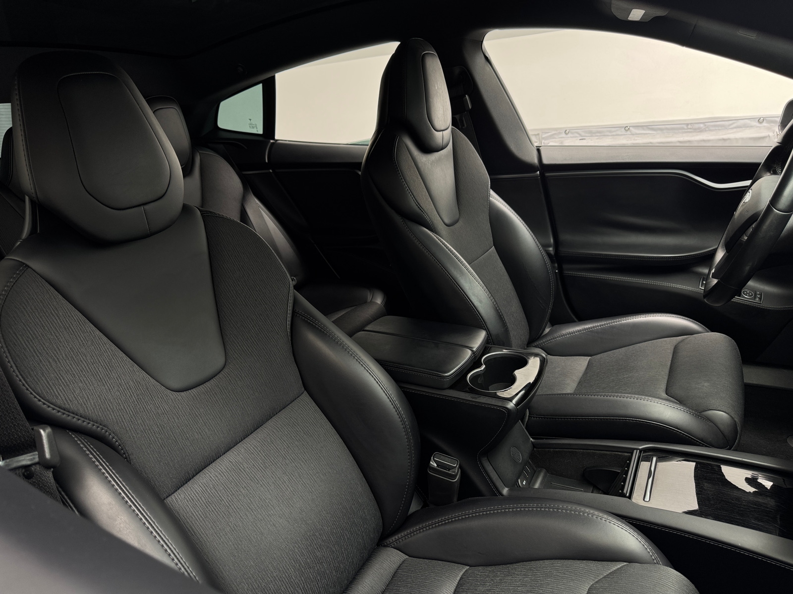 Thumbnail: 2018 Tesla Model S - 2