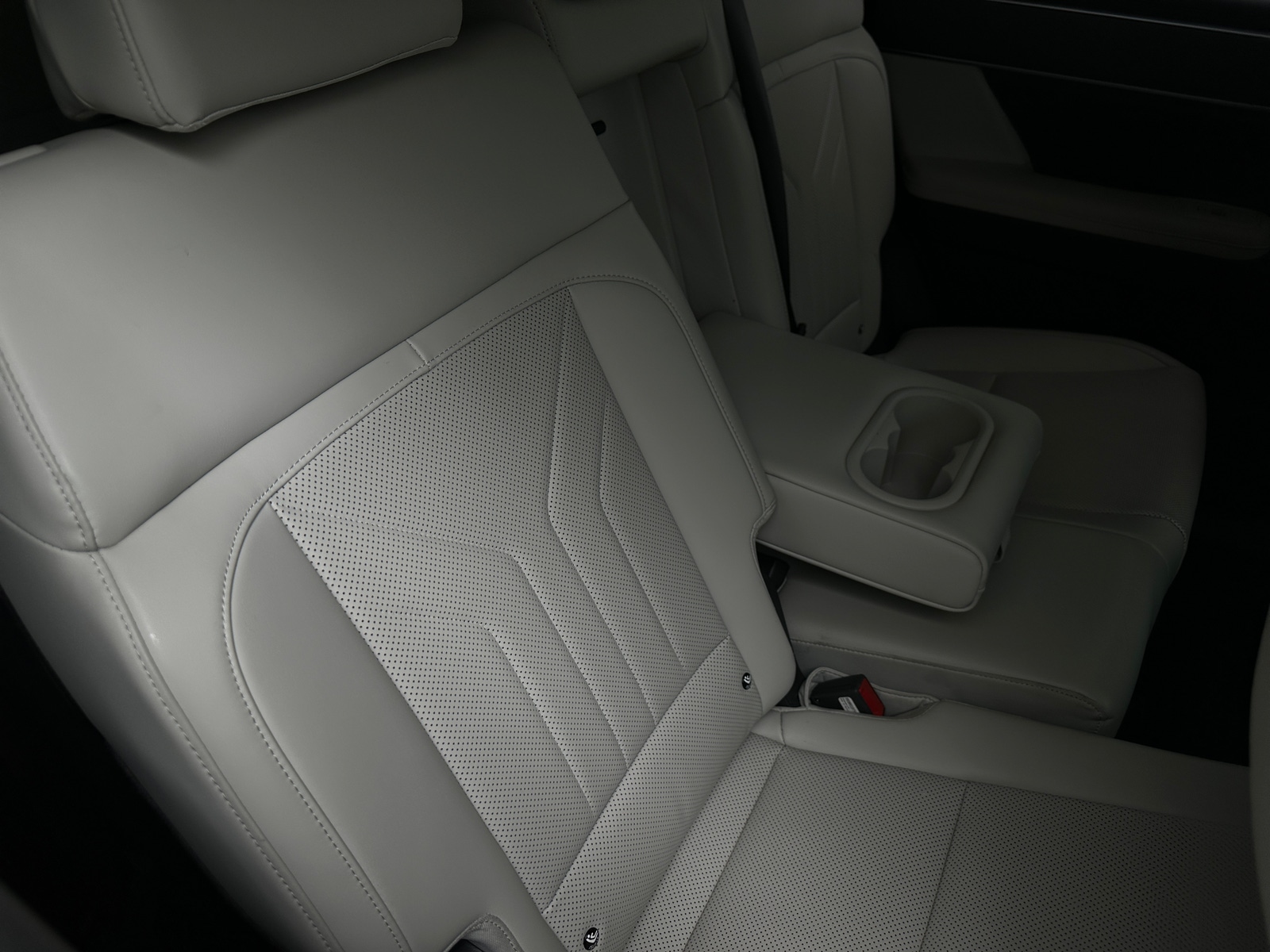 Thumbnail: 2026 Hyundai Santa Fe - 5