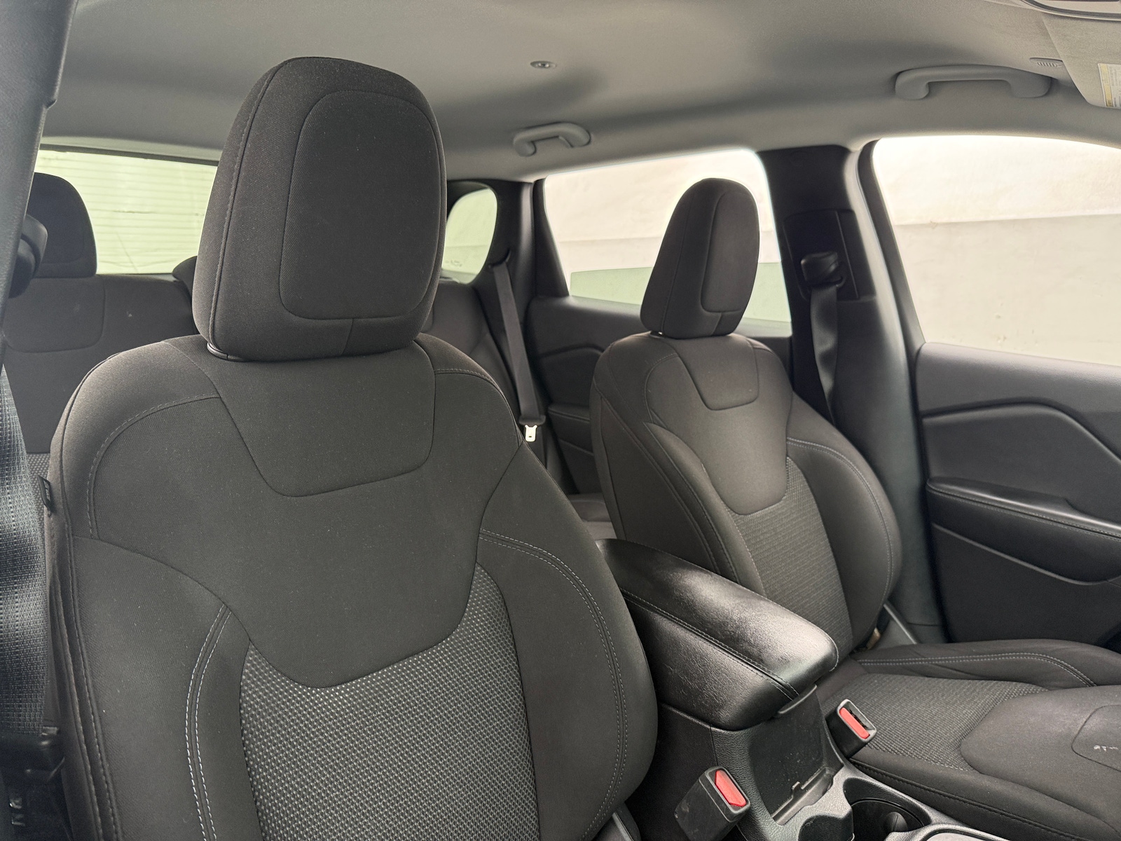 Thumbnail: 2020 Jeep Cherokee - 2