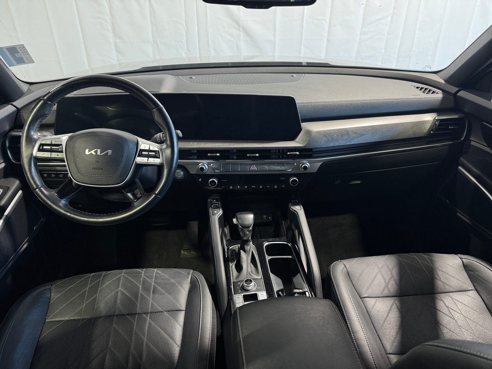Thumbnail: 2023 Kia Telluride - 2