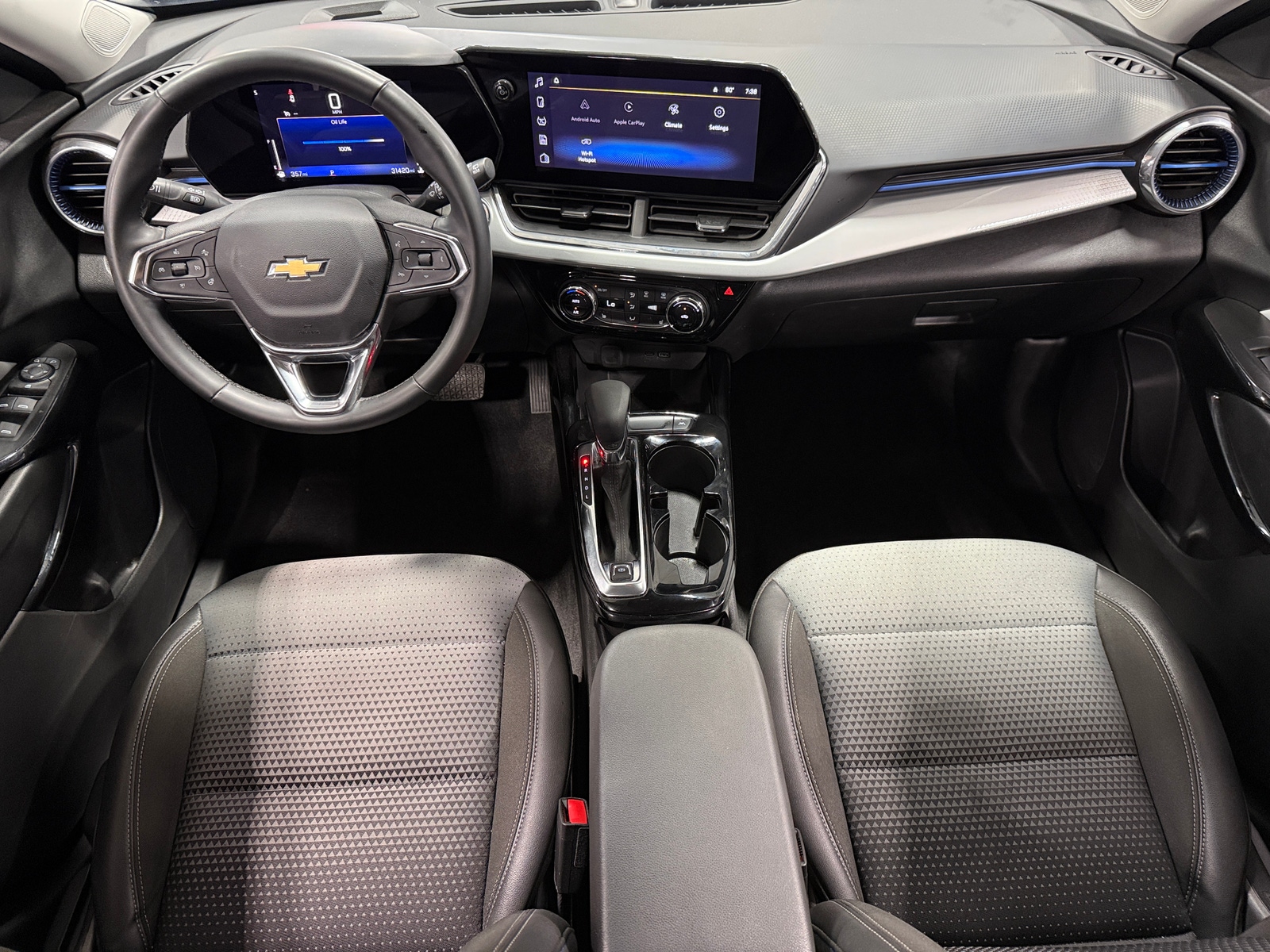 Thumbnail: 2025 Chevrolet Trax - 3