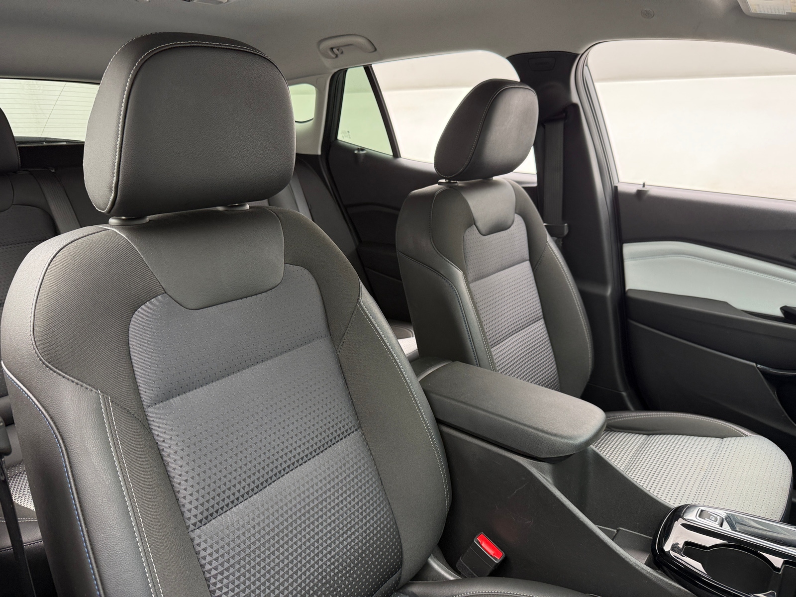 Thumbnail: 2025 Chevrolet Trax - 2