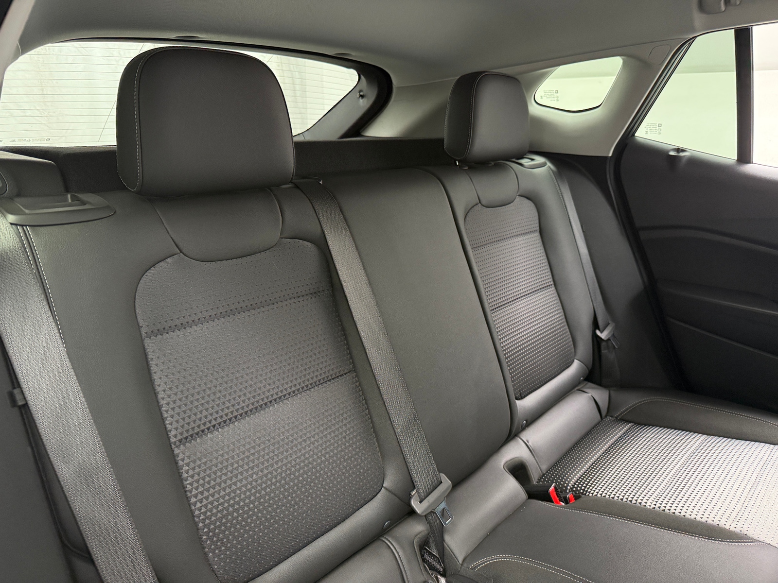 Thumbnail: 2025 Chevrolet Trax - 6