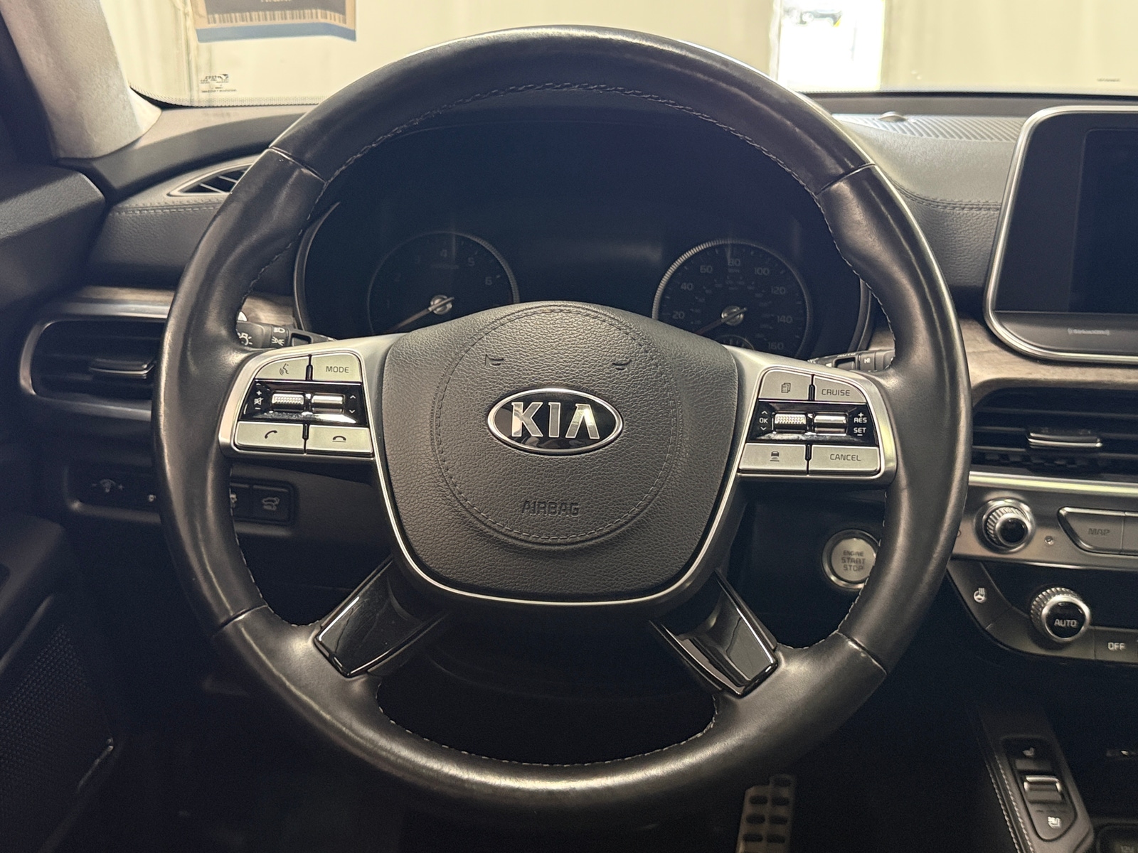 Thumbnail: 2021 Kia Telluride - 4