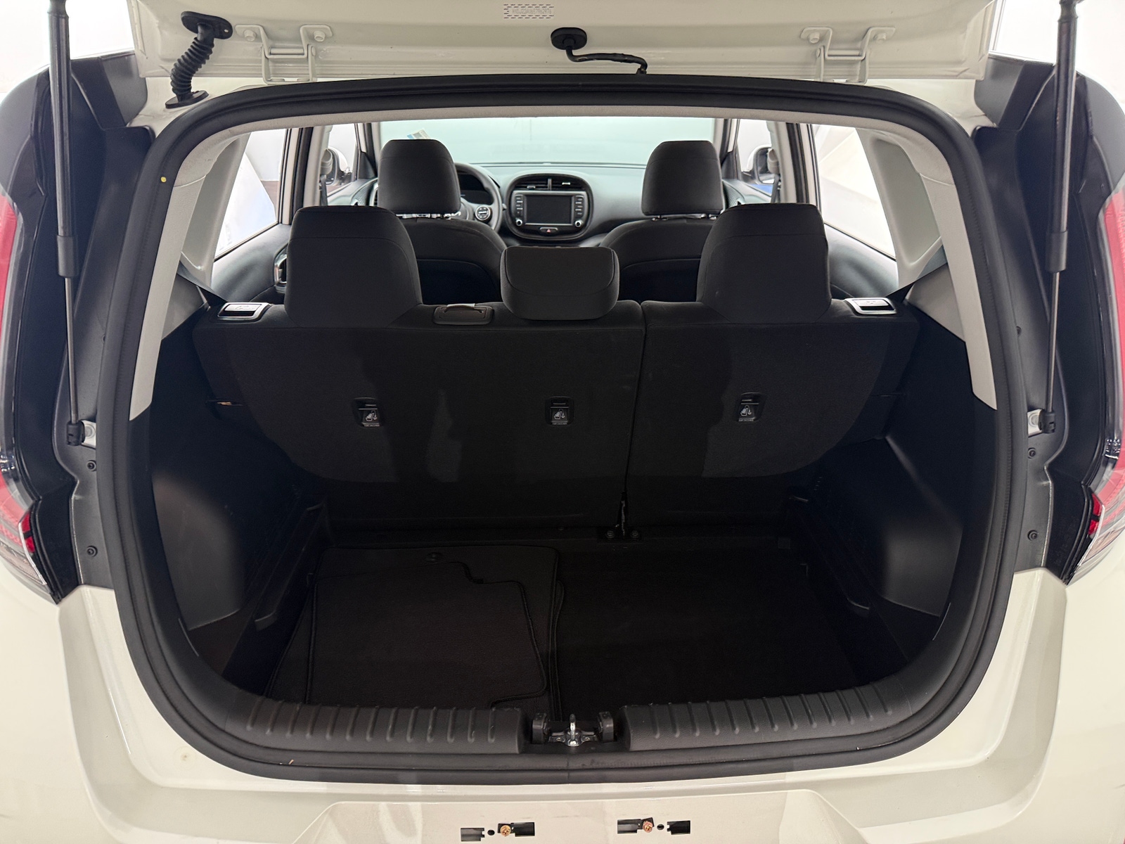 Thumbnail: 2025 Kia Soul - 7