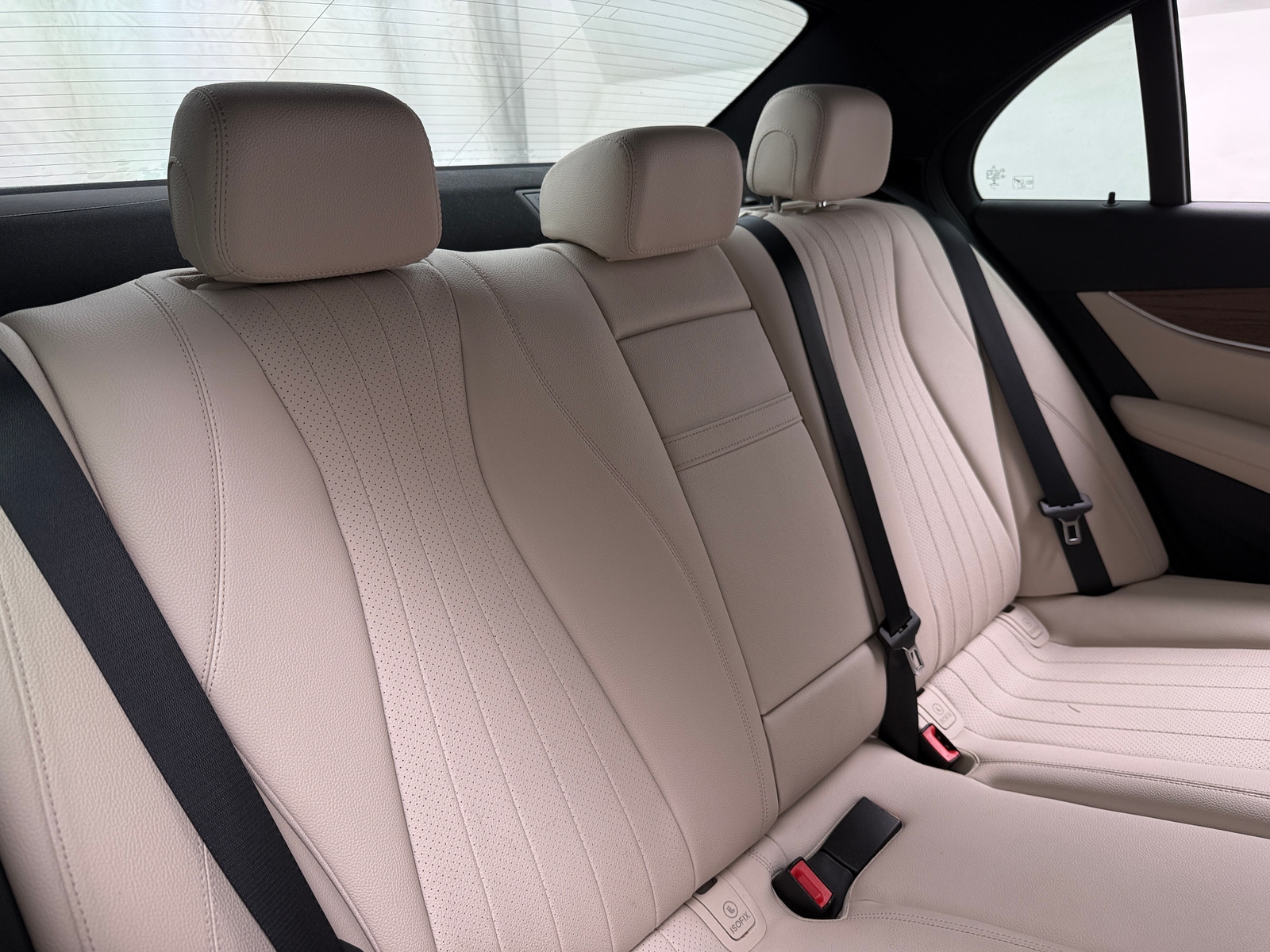 Thumbnail: 2017 Mercedes-Benz E-Class - 5