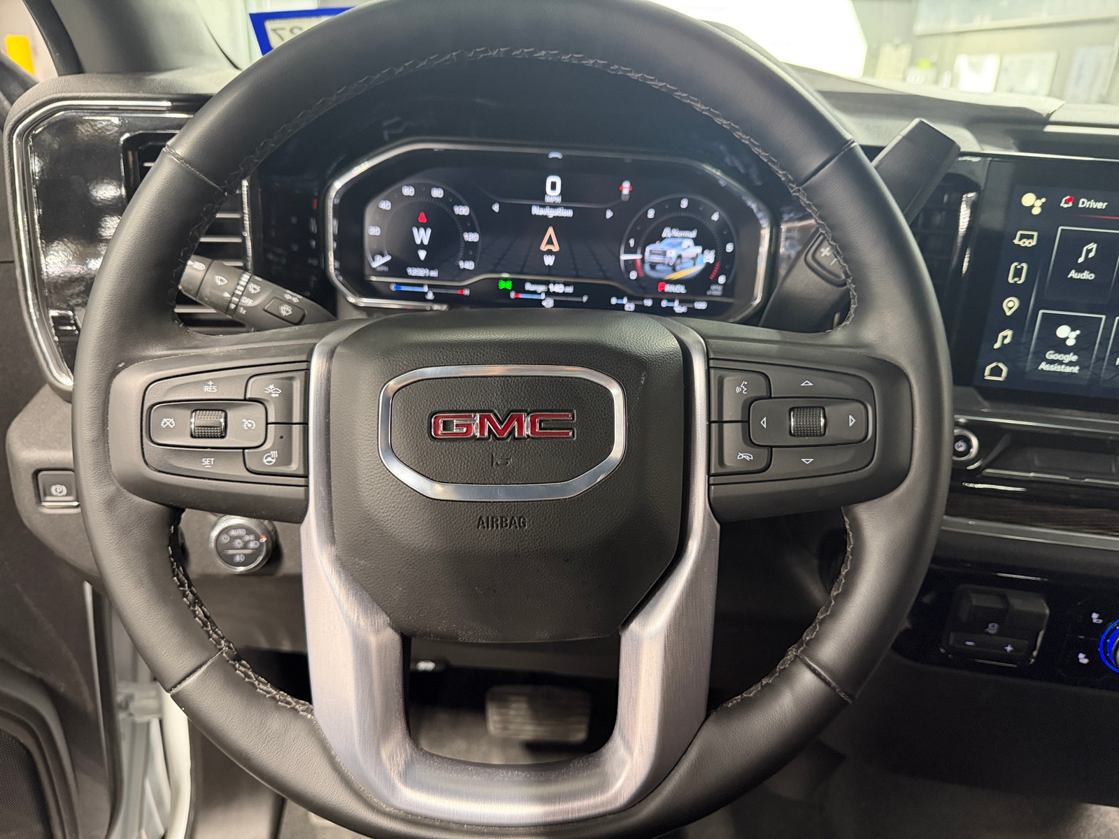 Thumbnail: 2025 GMC Sierra 2500 - 5
