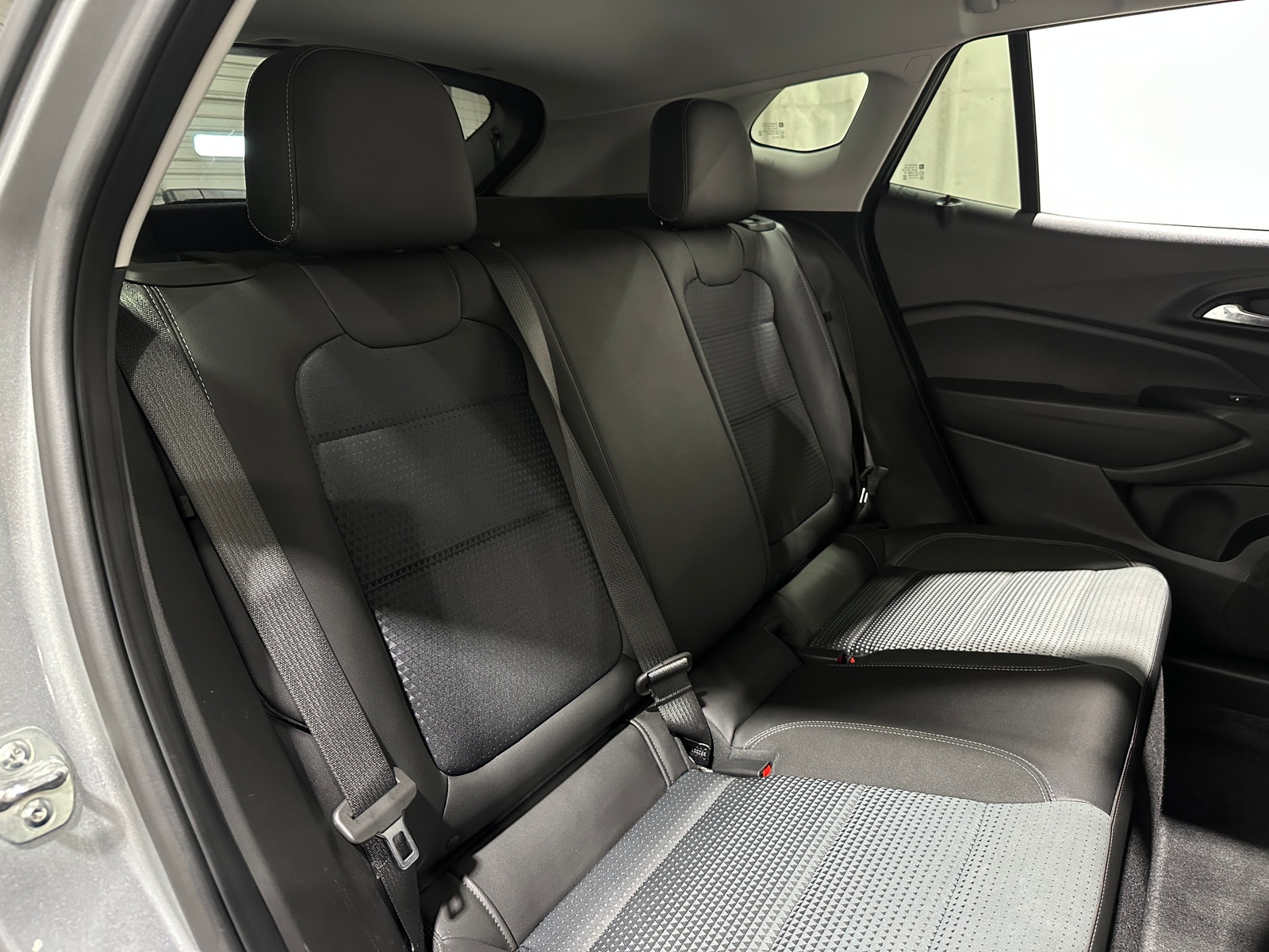 Thumbnail: 2025 Chevrolet Trax - 6