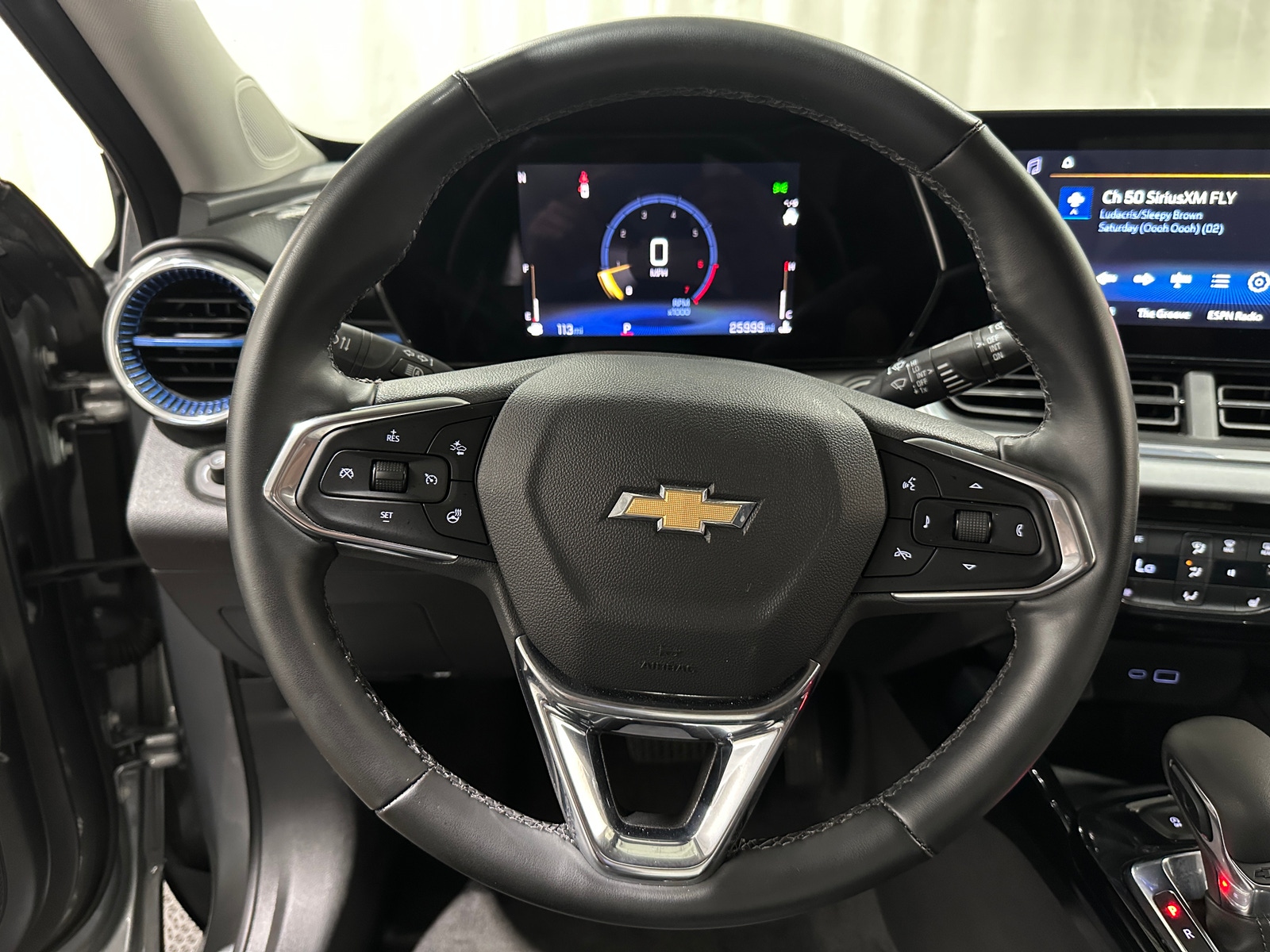 Thumbnail: 2025 Chevrolet Trax - 5
