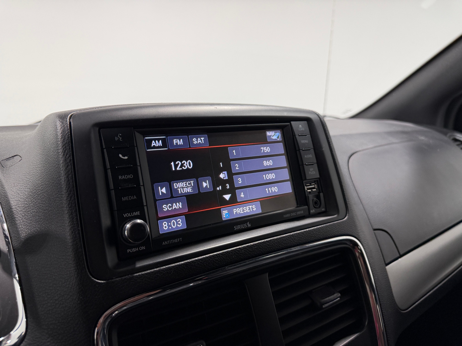 Thumbnail: 2019 Dodge Grand Caravan - 3
